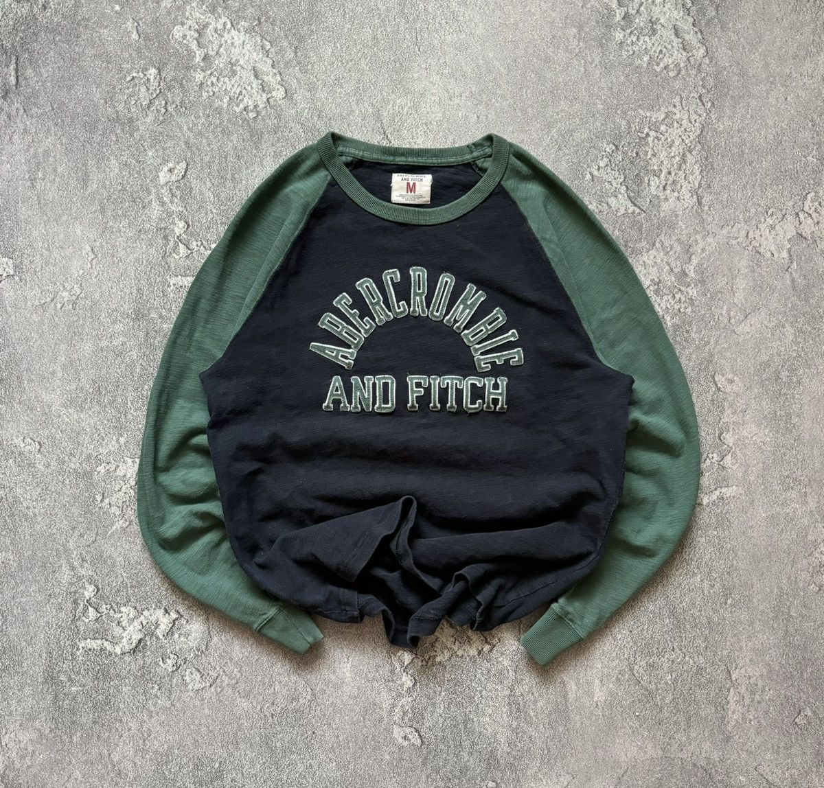 Vintage Abercrombie and Fitch retailer large sweatshirt