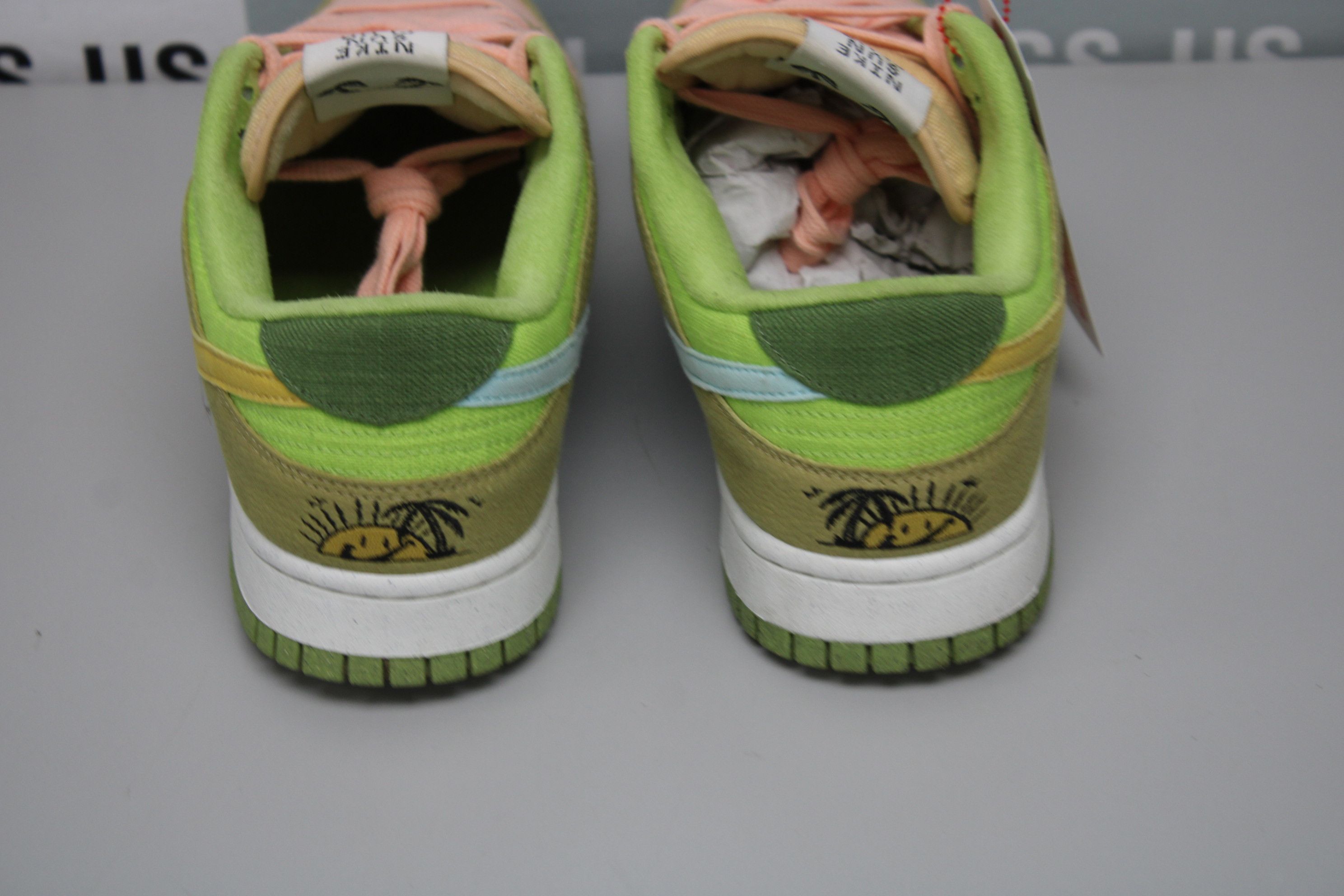 Nike Dunk Low Retro SE NN Sun Club Sz 10 Size US 10 / EU 43 - 4 Thumbnail