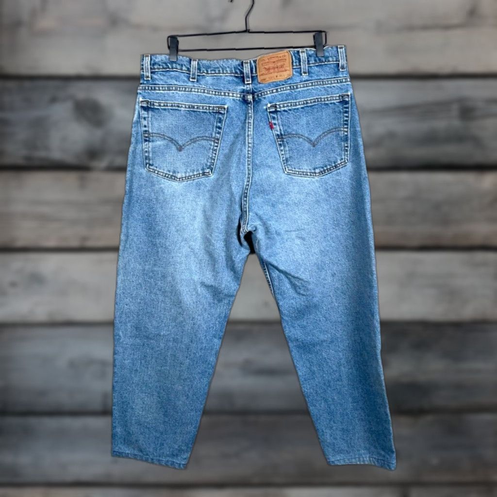Levi's VINTAGE Levi's Jeans Tapered Fit 550 Men's 37 x 27 Blue 90s Grunge Retro Size US 37 - 1 Thumbnail