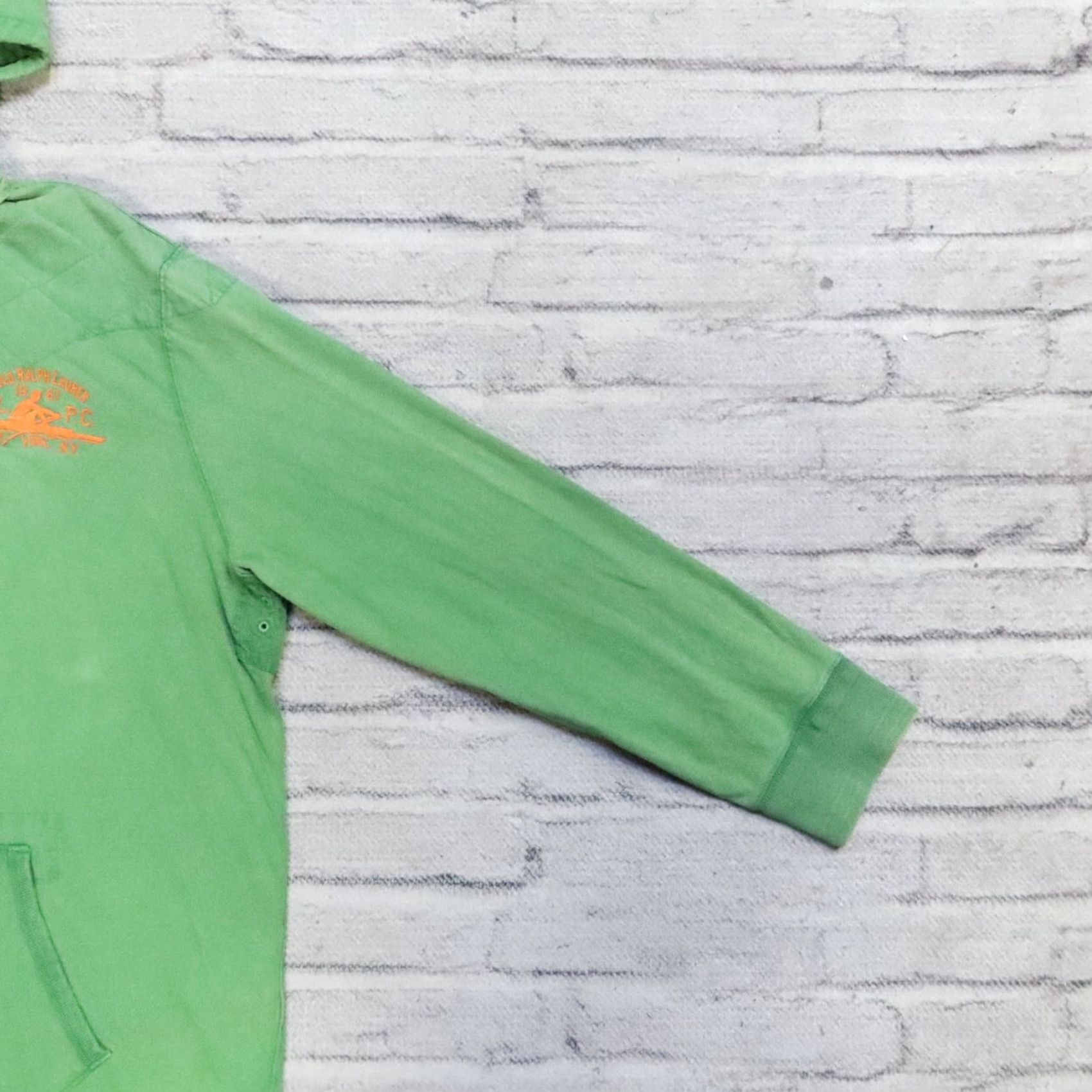 Polo Ralph Lauren Vintage Polo Ralph Lauren Hoodie Sweatshirt RLPC Polo Club XL Green Polo Ralph Lauren Hoodie Sweatshirt Mens XL Green era 90s Size US XL / EU 56 / 4 - 5 Thumbnail