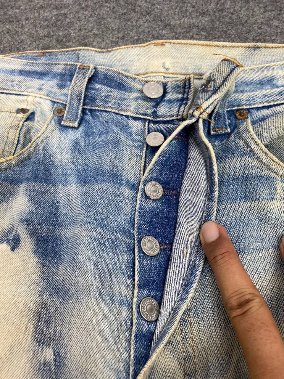 Levi's vintage levis 501 acid wash distressed denim nice design Size US 34 / EU 50 - 15 Thumbnail