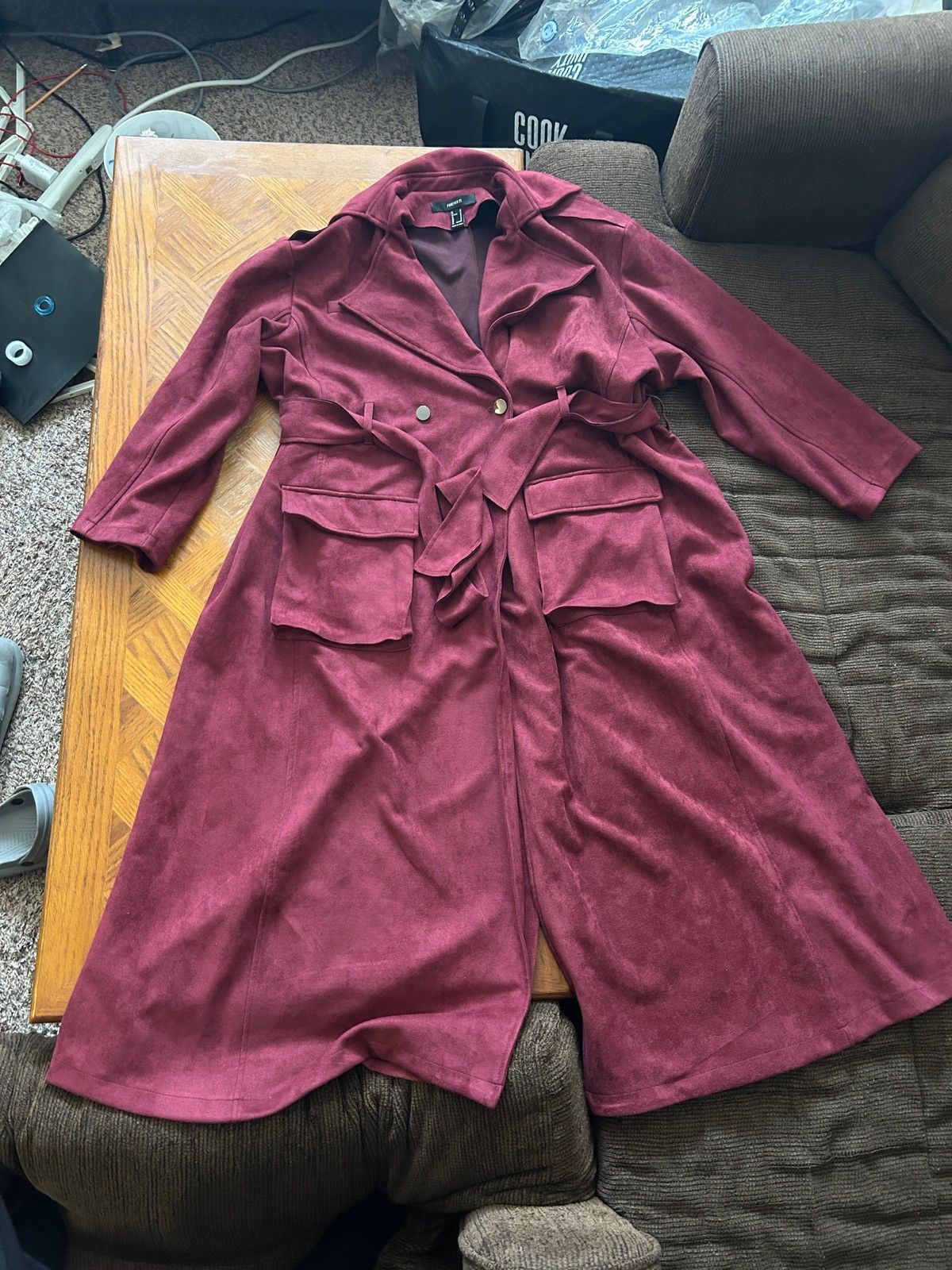Forever 21 Forever21 faux suede oversized maroon trench Size M / US 6-8 / IT 42-44 - 1 Thumbnail