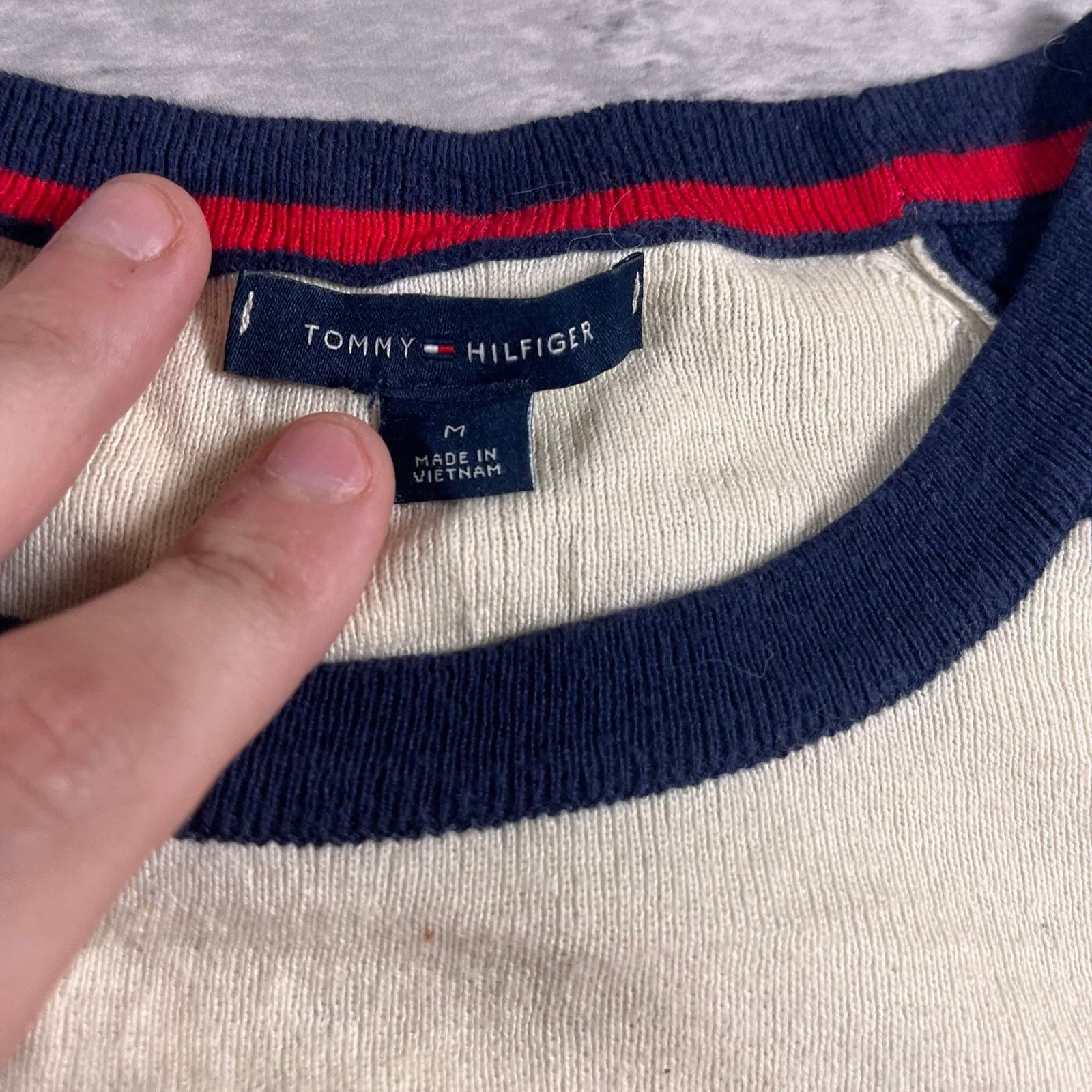 Tommy Hilfiger Tommy Hilfiger Sweater Size M / US 6-8 / IT 42-44 - 2 Thumbnail