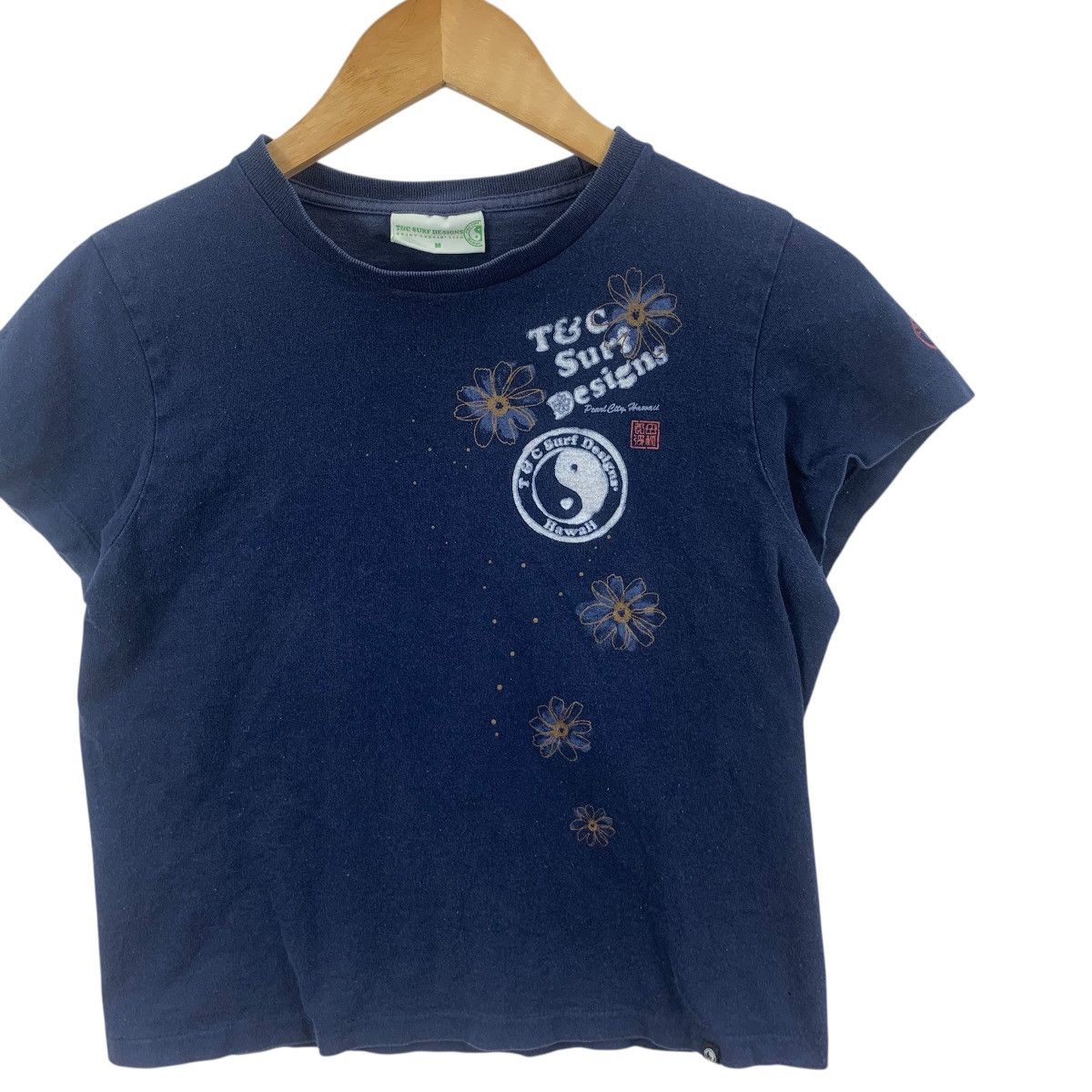 Vintage Vintage TOWN COUNTRY T&C Surf Design Floral Tee Shirt Top Size M / US 6-8 / IT 42-44 - 4 Thumbnail