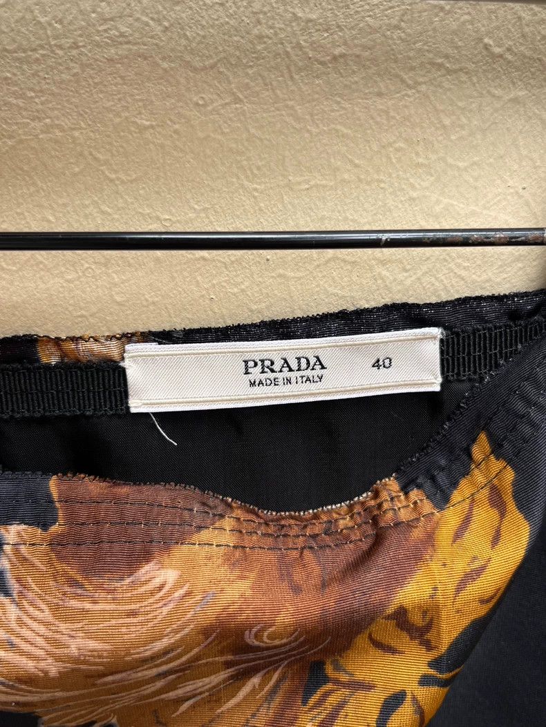 Prada Prada Silk printed short skirt Size 26" / US 2 / IT 38 - 9 Thumbnail