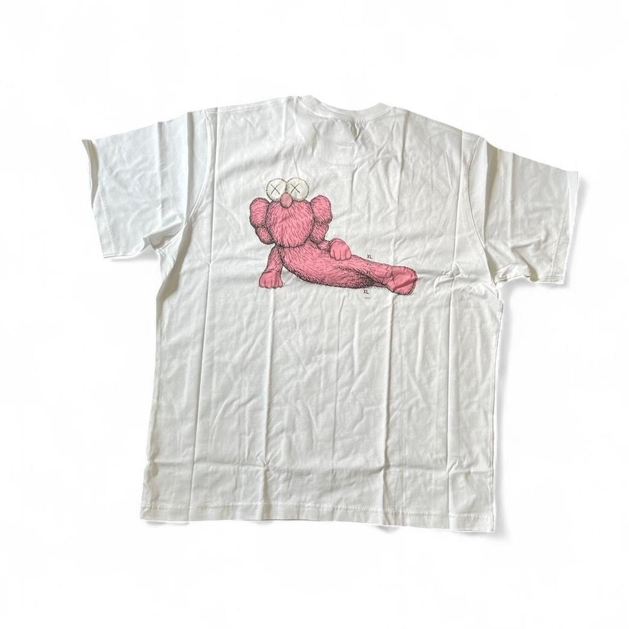 Kaws × Uniqlo Kaws X Uniqlo Cotton Tee Size US S / EU 44-46 / 1 - 1 Thumbnail
