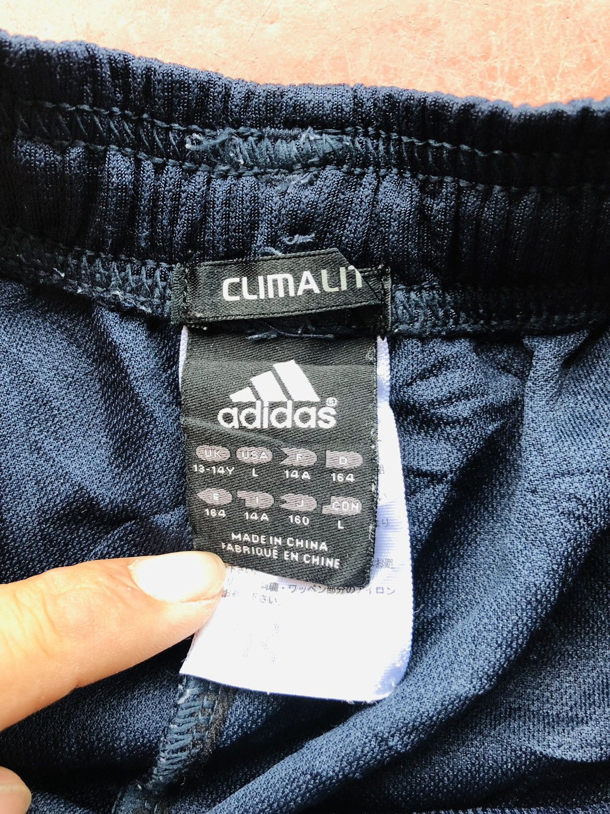 Adidas Adidas short pants Size US 27 - 8 Thumbnail