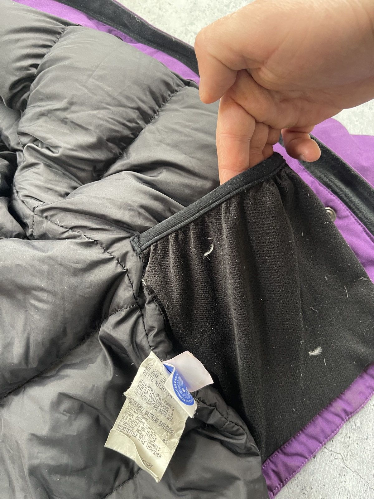 Canada Goose Canada goose Youth Rundle Bomber for kids Size US XXS / EU 40 - 11 Thumbnail
