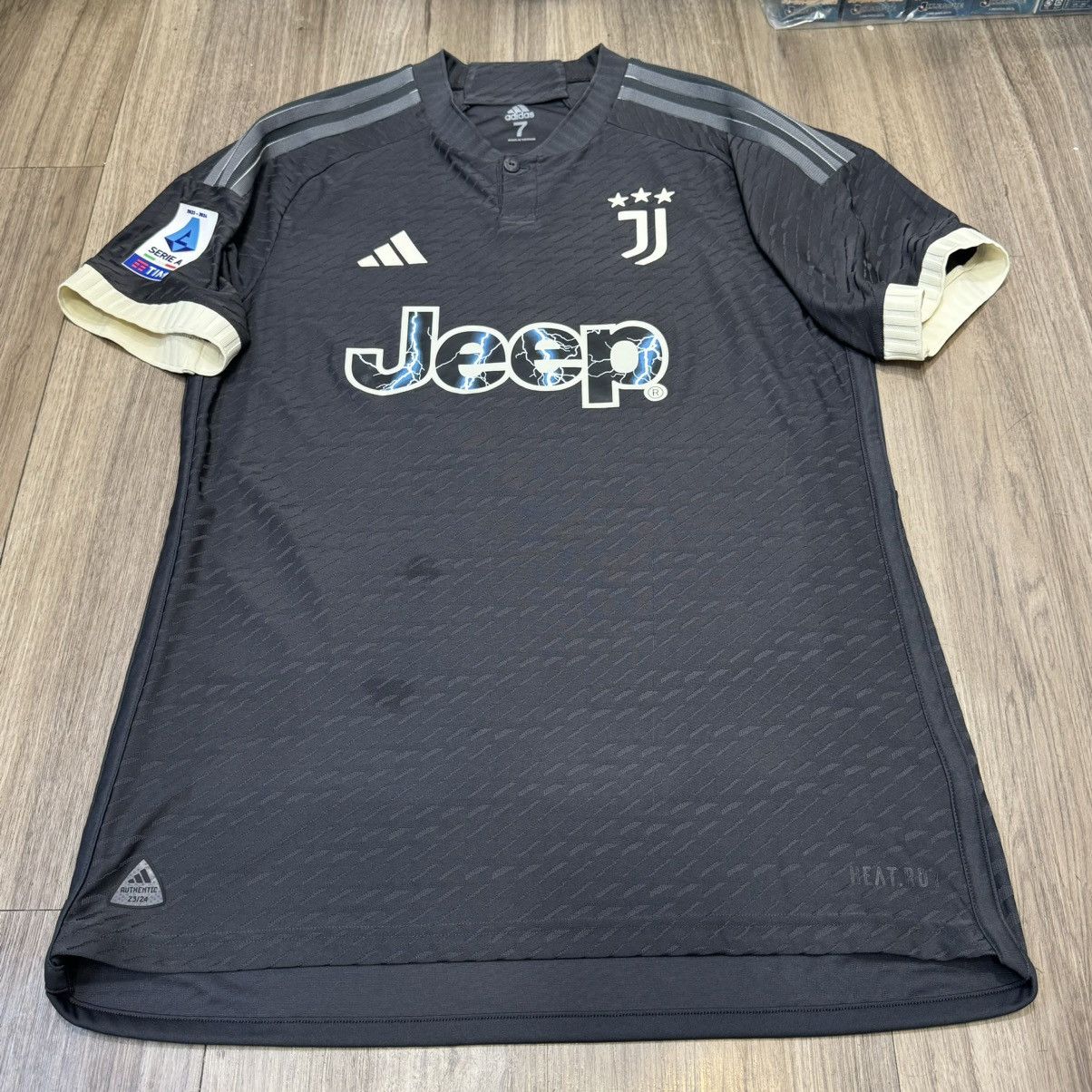 Adidas Juventus 23/24 match issued/worn away shirt #7 Chiesa Size US L / EU 52-54 / 3 - 1 Thumbnail