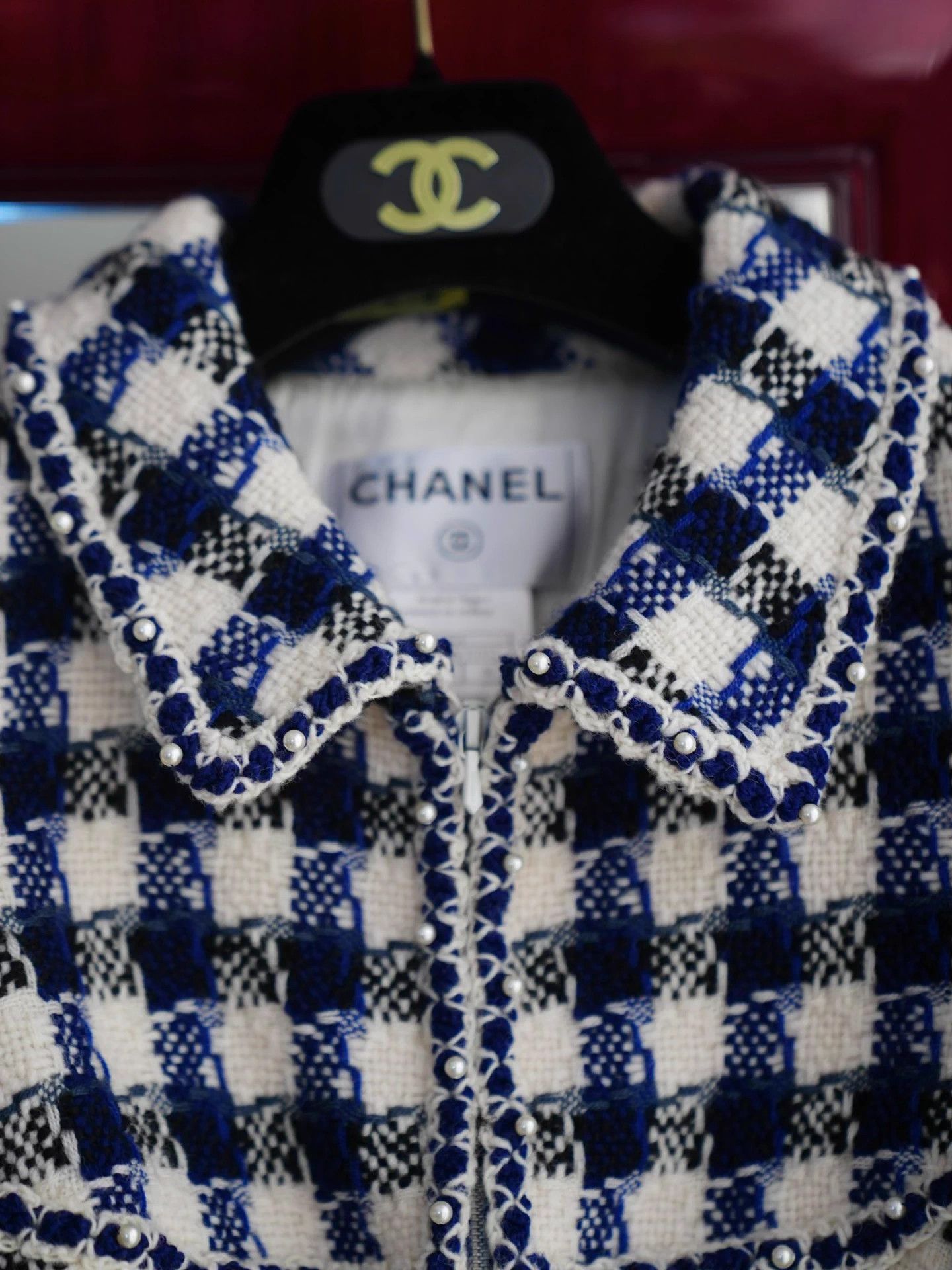 Chanel Chanel Blue White Check Tweed Pearl Trim Suit (M Skirt FR38) Size M / US 6-8 / IT 42-44 - 4 Thumbnail