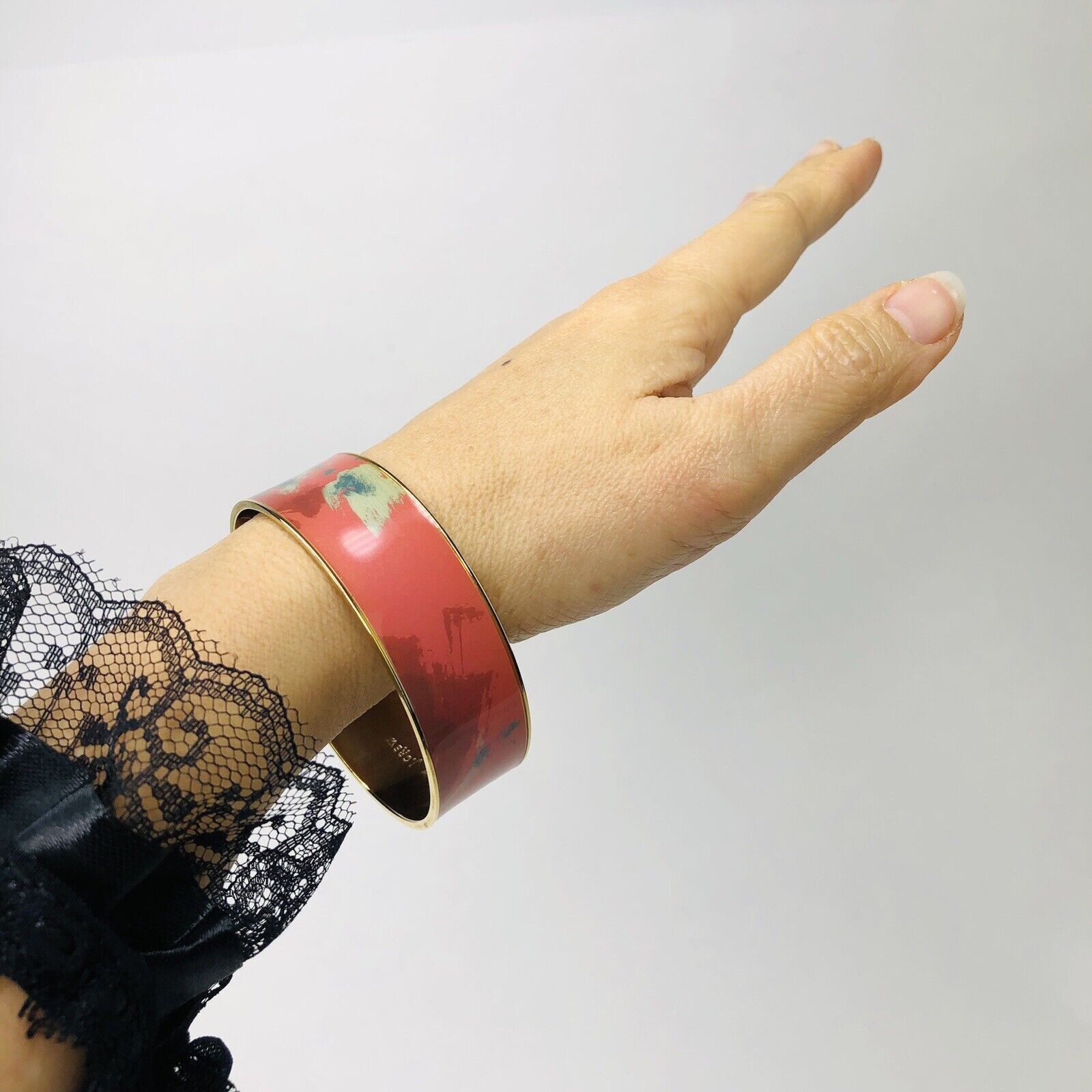 J.Crew J Crew Abstract Enamel Wide Bangle Bracelet Brick Red Gold Size ONE SIZE - 2 Thumbnail