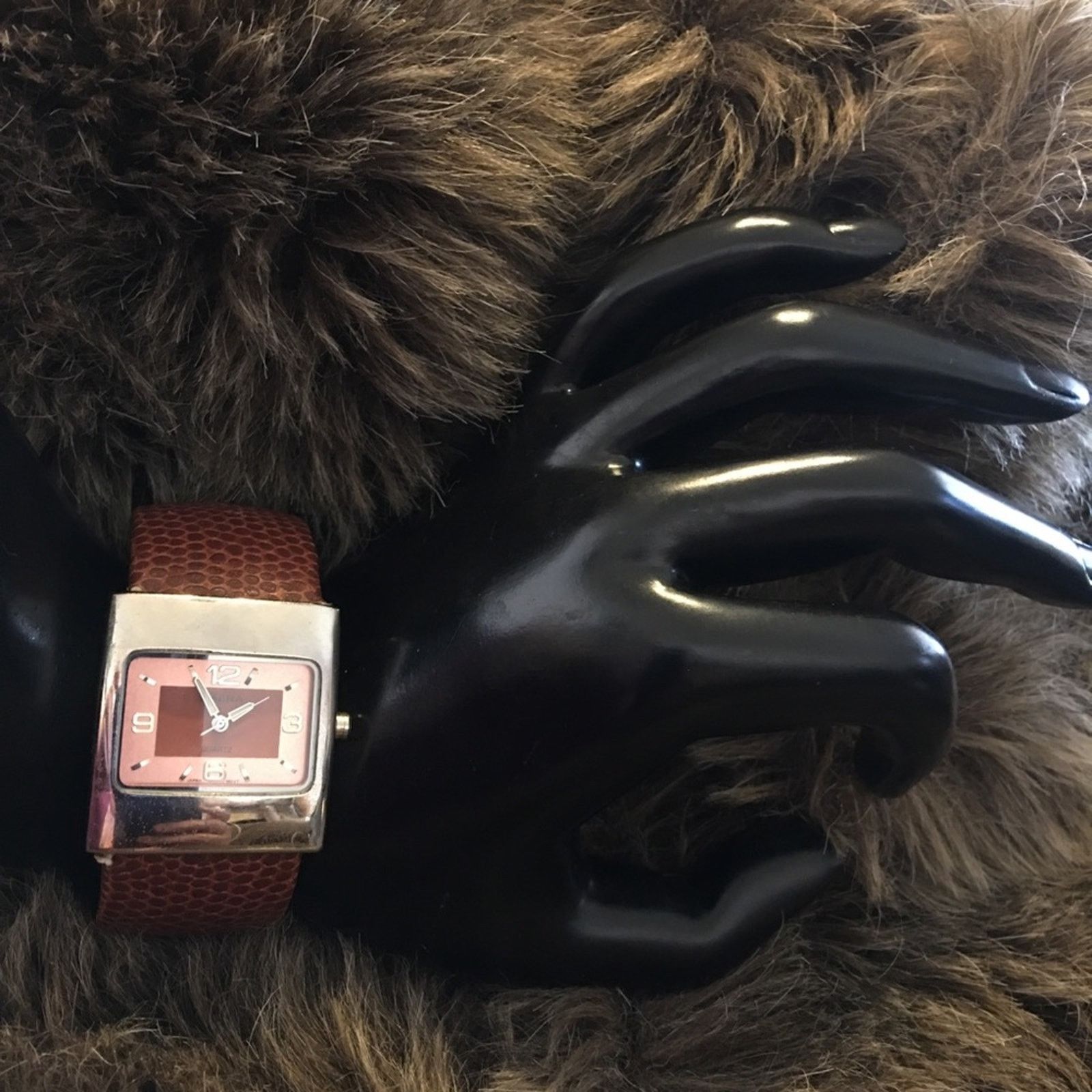 Other Ladies Magna brown faux snake wide cuff watch Size ONE SIZE - 1 Thumbnail
