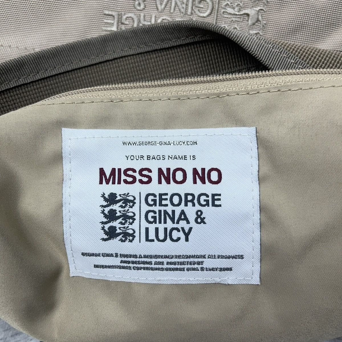 George Gina & Lucy Vintage George Gina Lucy GGL Miss No No Bag Alyx Size ONE SIZE - 10 Thumbnail