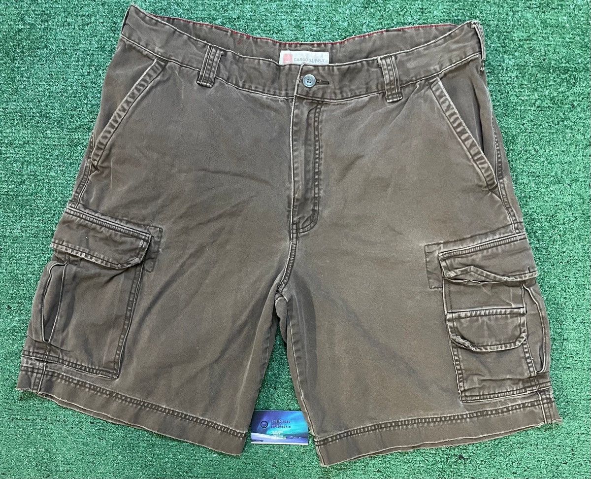 Mossimo × Vintage Vintage mossimo brown cargo shorts Size US 38 / EU 54 - 1 Thumbnail