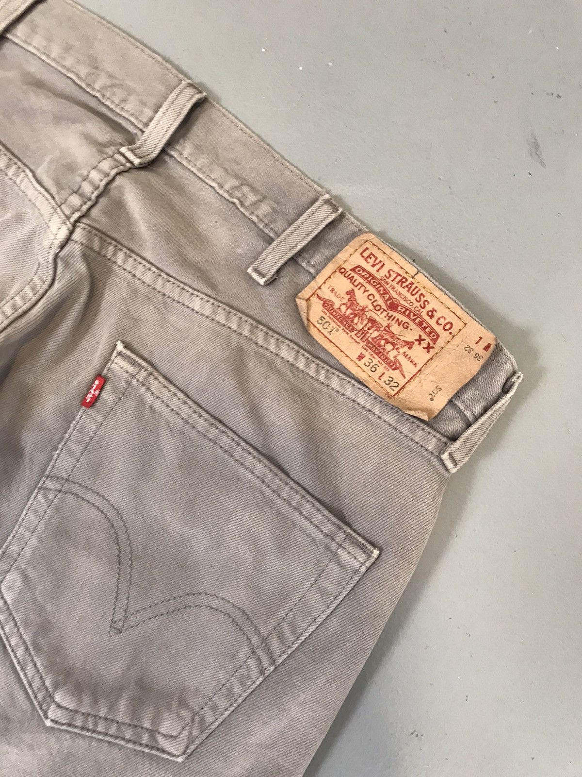 Levi's × Vintage Vintage Levi’s 501 faded rare denim Size US 37 - 9 Thumbnail