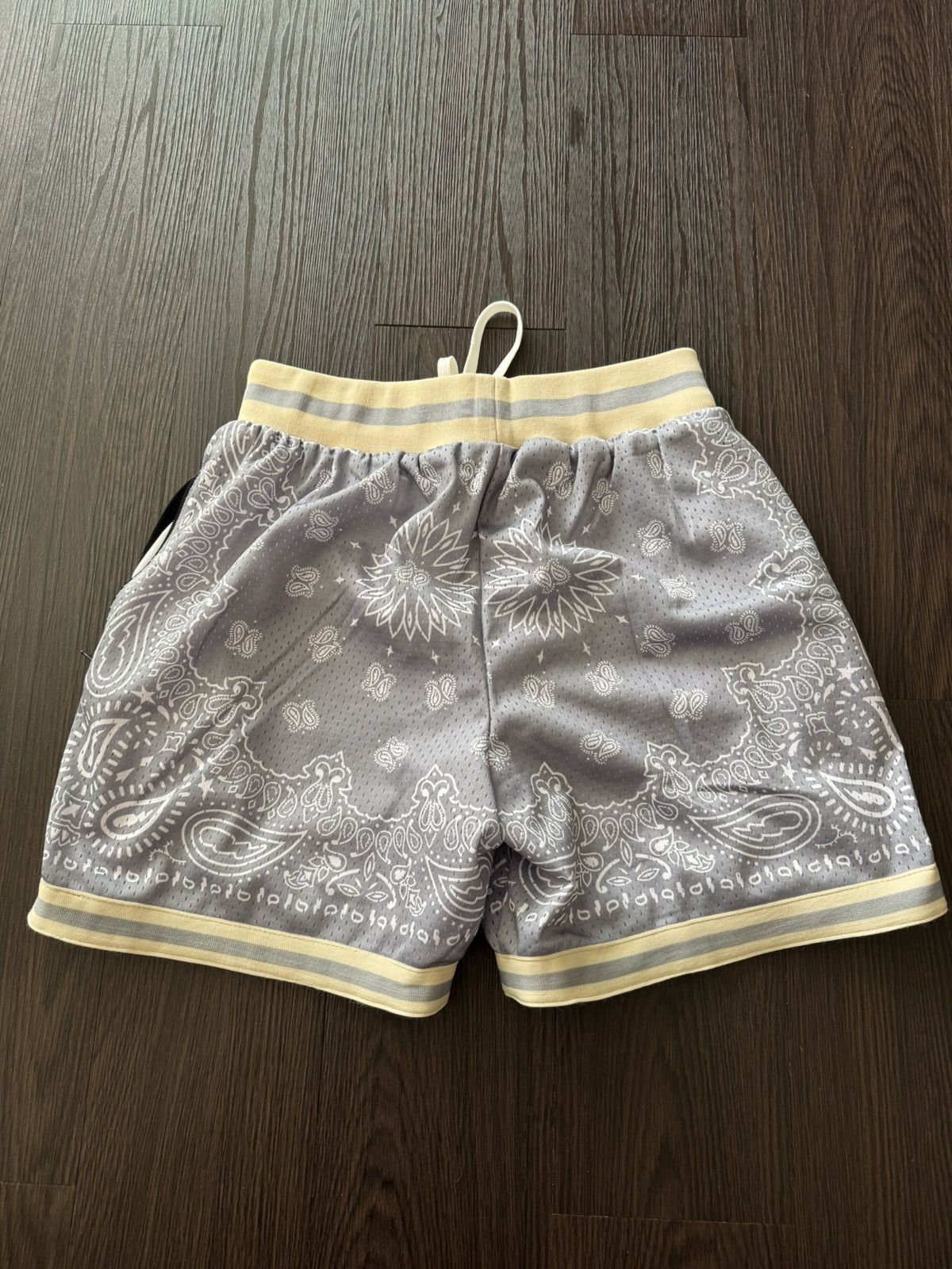 Collect and Select Collect & Select Swingman Grey Paisley Shorts Size Medium Size US 32 / EU 48 - 3 Thumbnail
