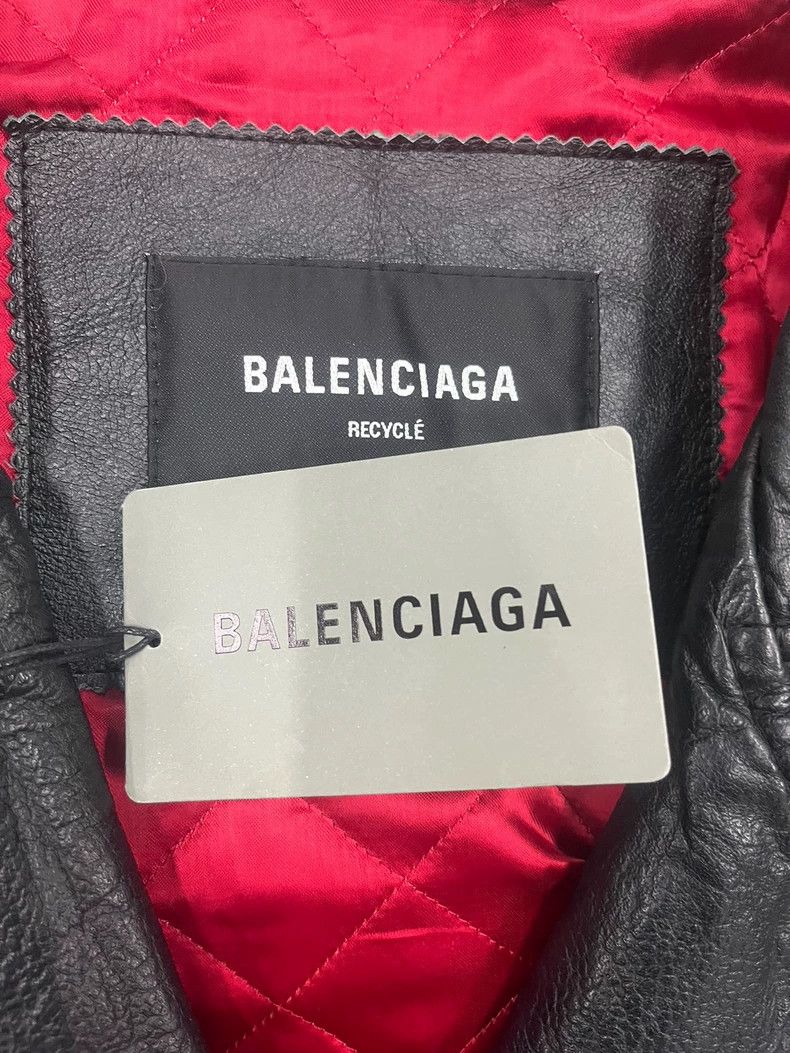 Balenciaga Balenciaga 22SS Red Carpet Seasonal Fringed Buffalo Leather Size US S / EU 44-46 / 1 - 3 Thumbnail