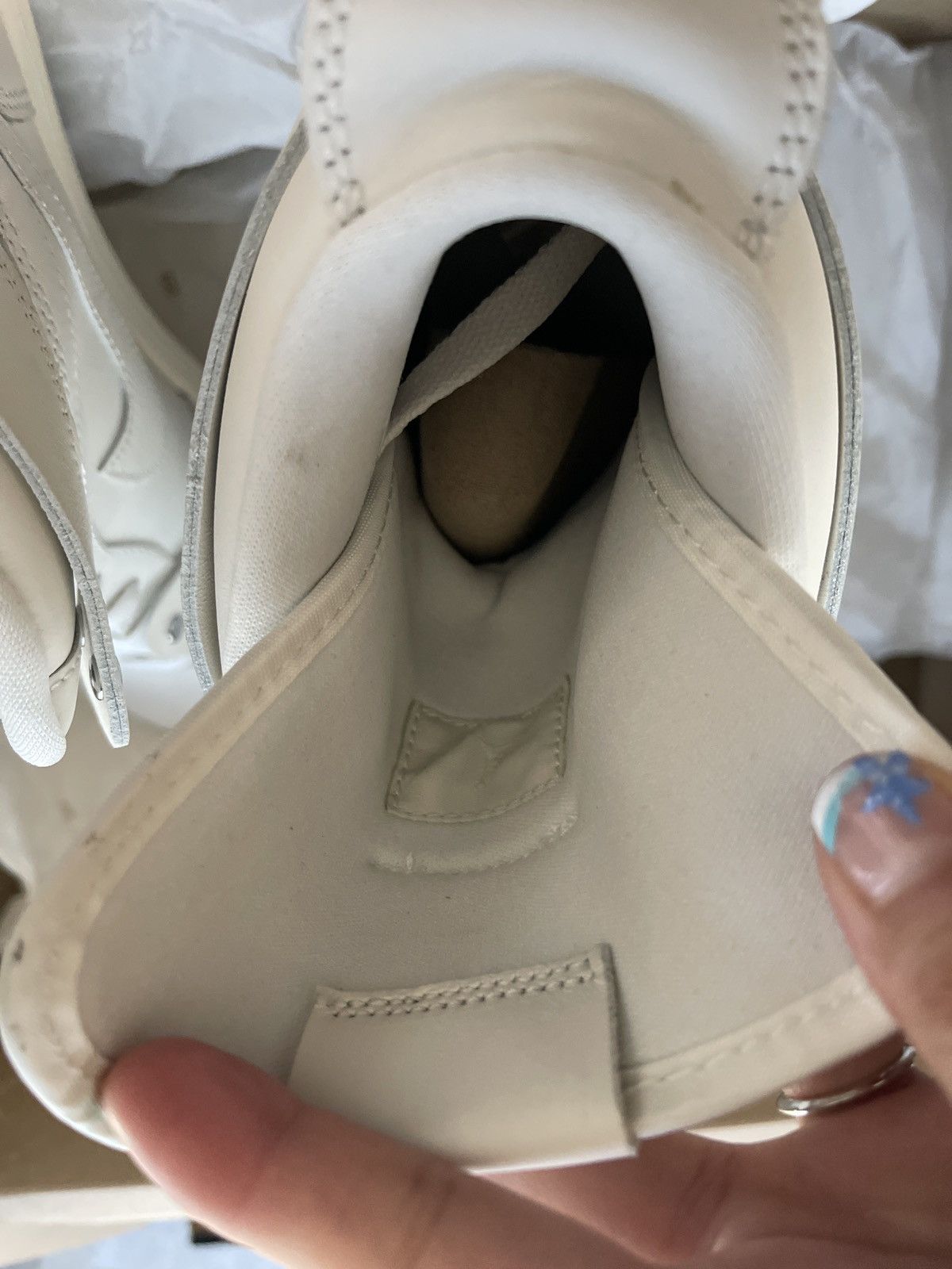 Comme des Garcons × Jordan Brand Comme des Garçons x Air Jordan 1 Retro Strap High 'White' Size US 13 / EU 46 - 13 Thumbnail