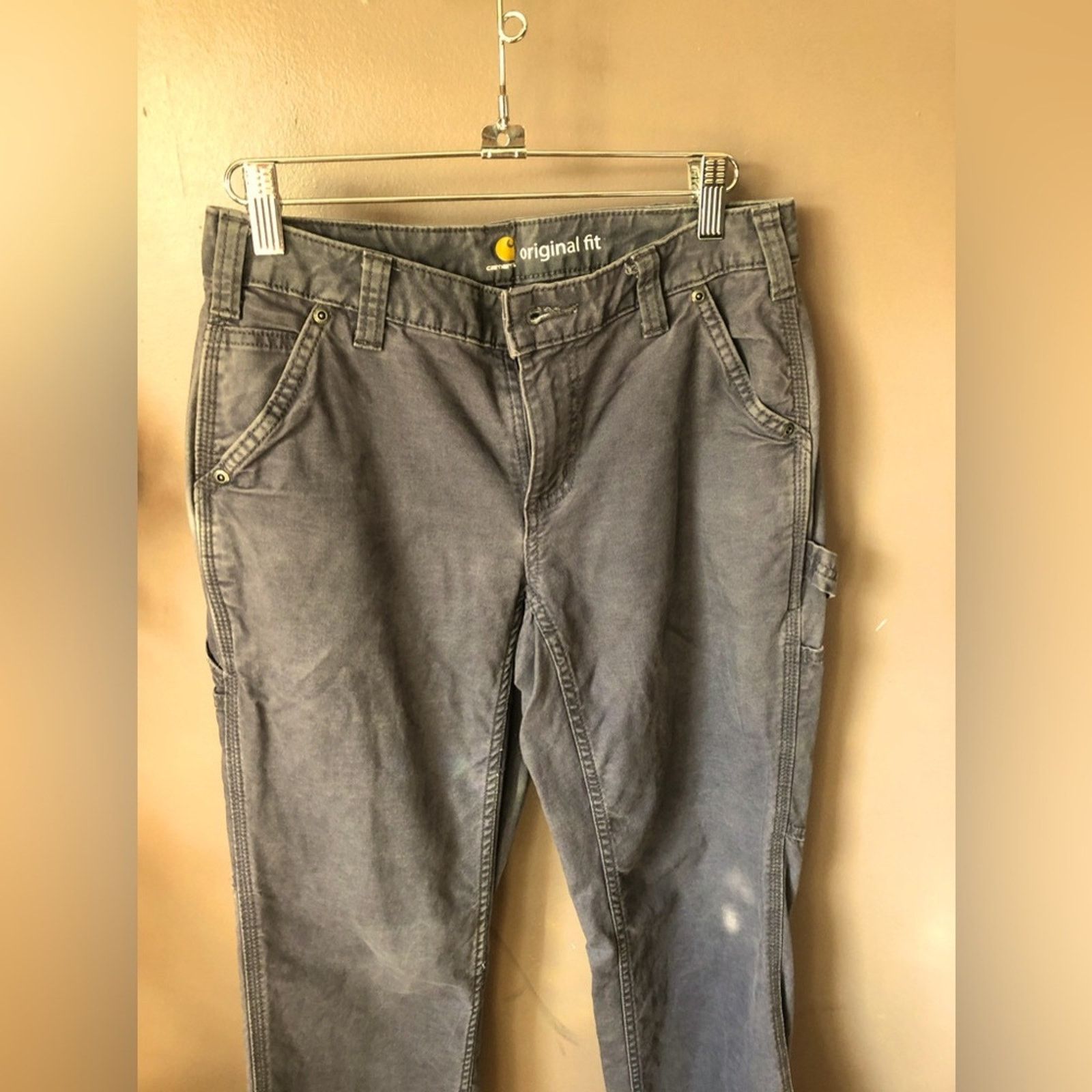 Carhartt Carhartt cargo pants loose distressed loops and pockets. Size 23" - 1 Thumbnail