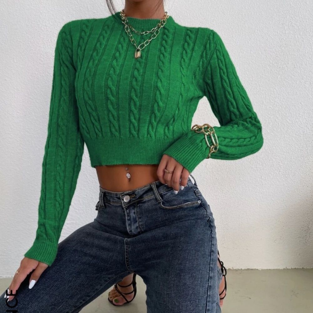 Shein SHEIN SZ S Essnce Cable Knit Crop Sweater Size S / US 4 / IT 40 - 1 Thumbnail