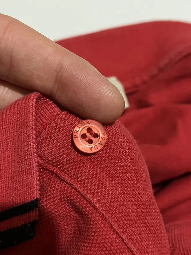 Prada Prada panther red polo shirt Size US L / EU 52-54 / 3 - 4 Thumbnail