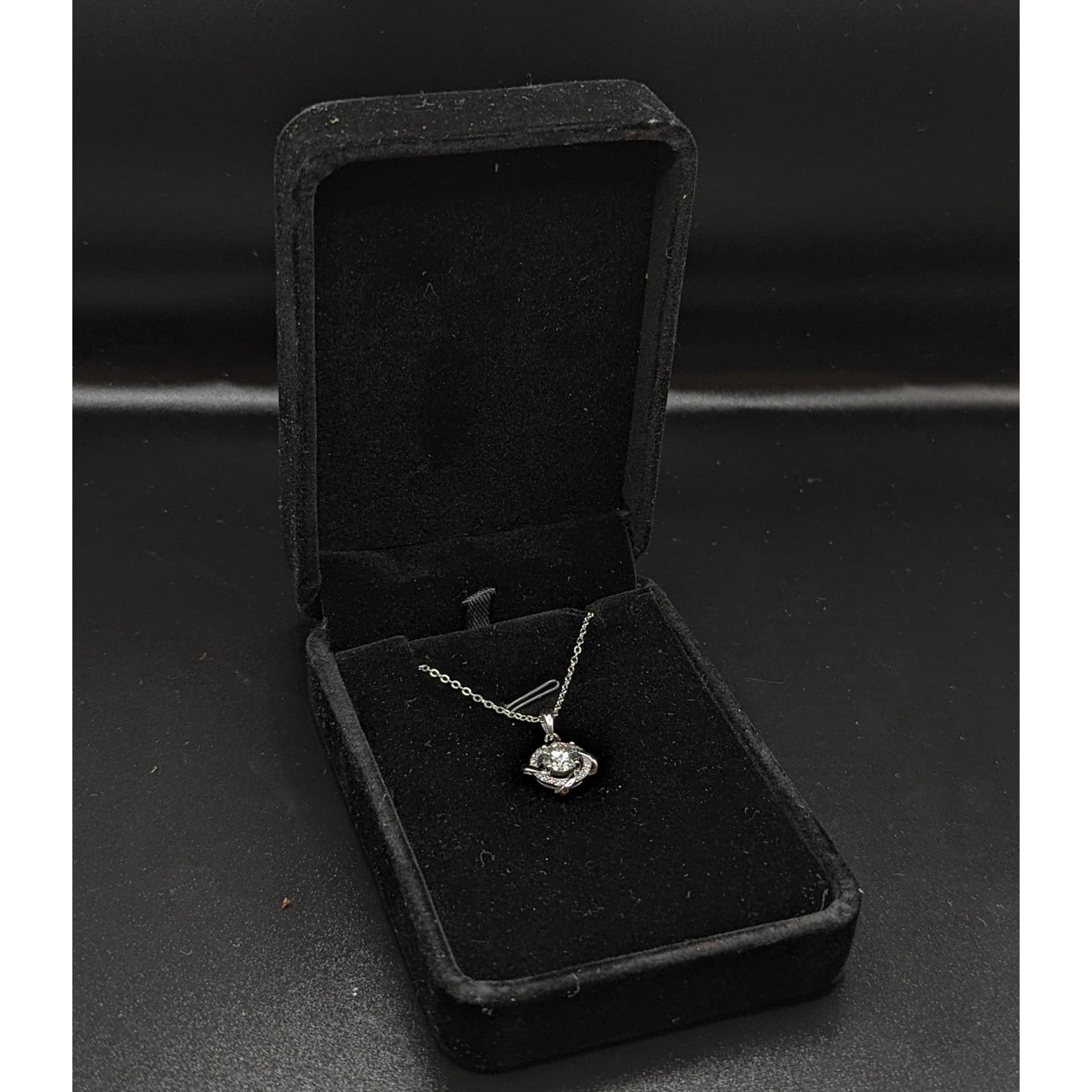 Other Moissanite Windmill Necklace 925 Silver NWT Size ONE SIZE - 14 Thumbnail