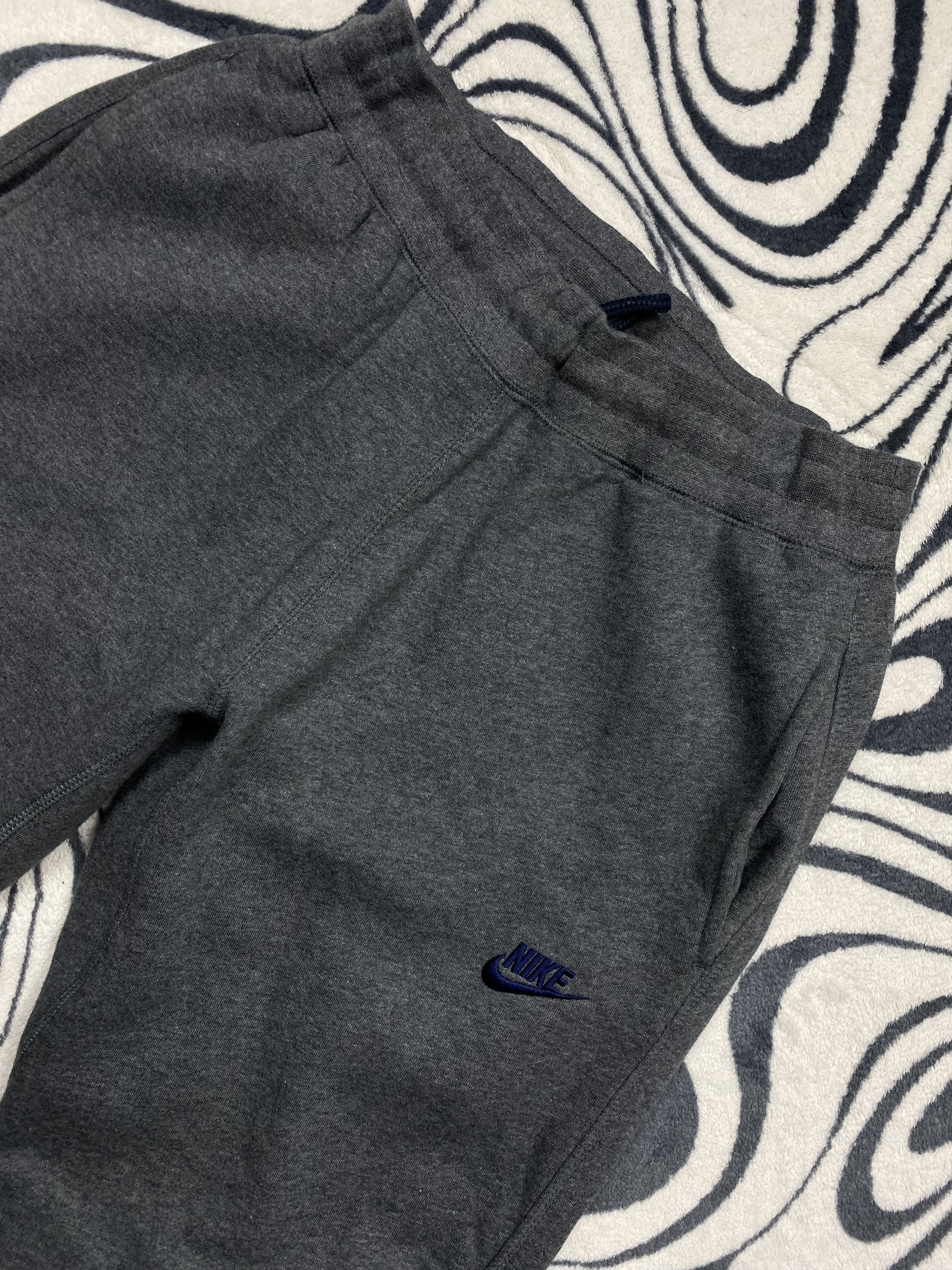 Nike Nike Mens Baggy Sweatpants Y2K Pants Size US 32 / EU 48 - 2 Thumbnail