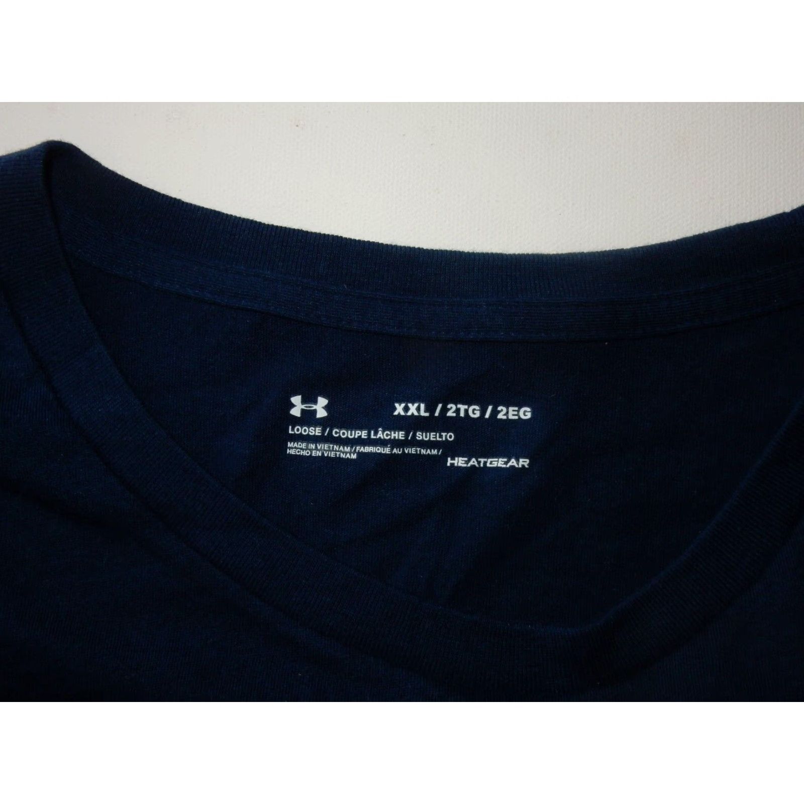 Under Armour VINTAGE Under Armour Men's T-Shirt Size 2XL Activewear Blue Cotton Blend Short Sleeve Size US XXL / EU 58 / 5 - 3 Thumbnail