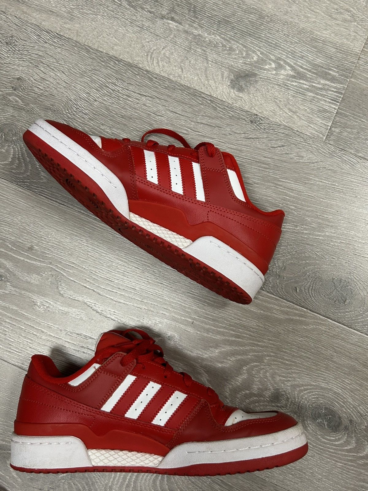 Adidas ADIDAS FORUM SCARLET/WHITE Size US 9.5 / EU 42-43 - 2 Thumbnail