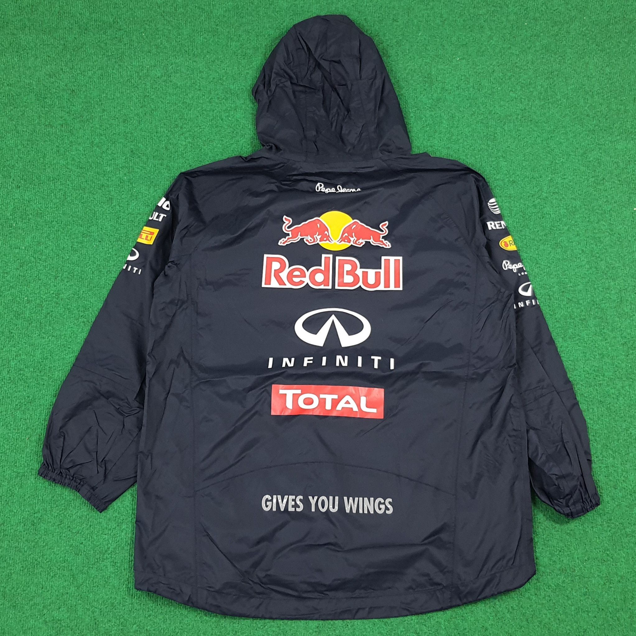 Pepe Jeans × Red Bull × Vintage Vintage Pepe Jeans Red Bull Rain Coat Hoodie Jacket Size US L / EU 52-54 / 3 - 1 Thumbnail