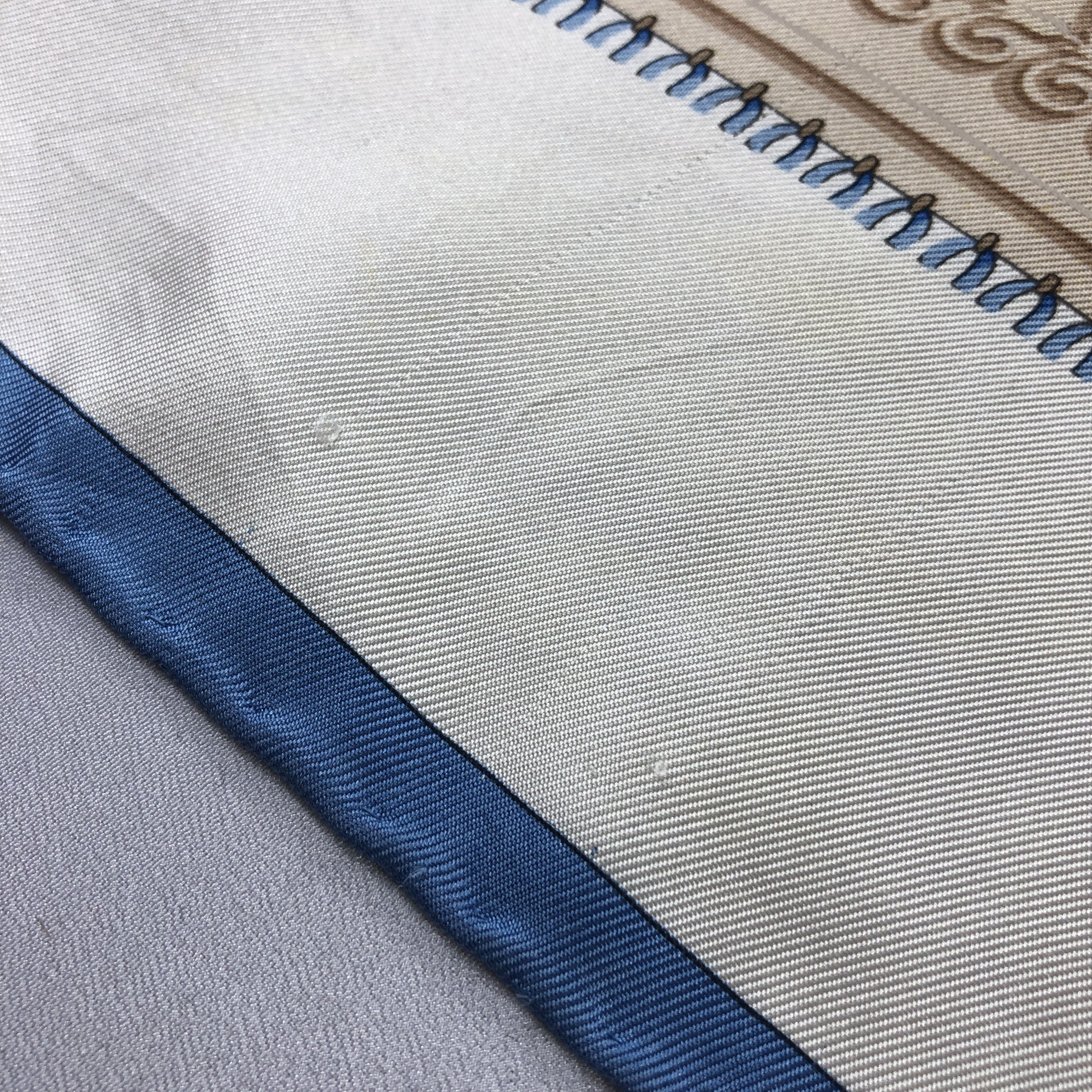 Gucci Gucci Luxury Silk Scarf M1409 Size ONE SIZE - 6 Thumbnail