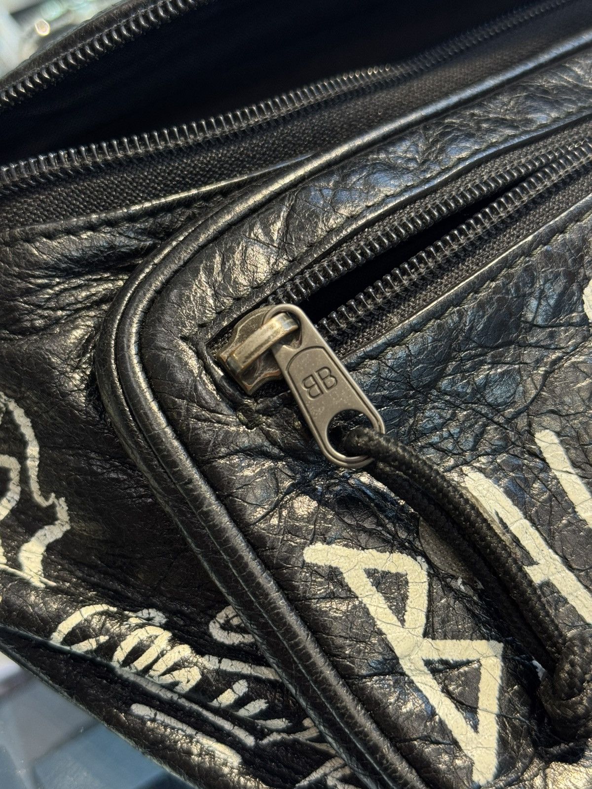 Balenciaga Balenciaga Black Graffiti Explorer Belt Bag Size ONE SIZE - 3 Thumbnail