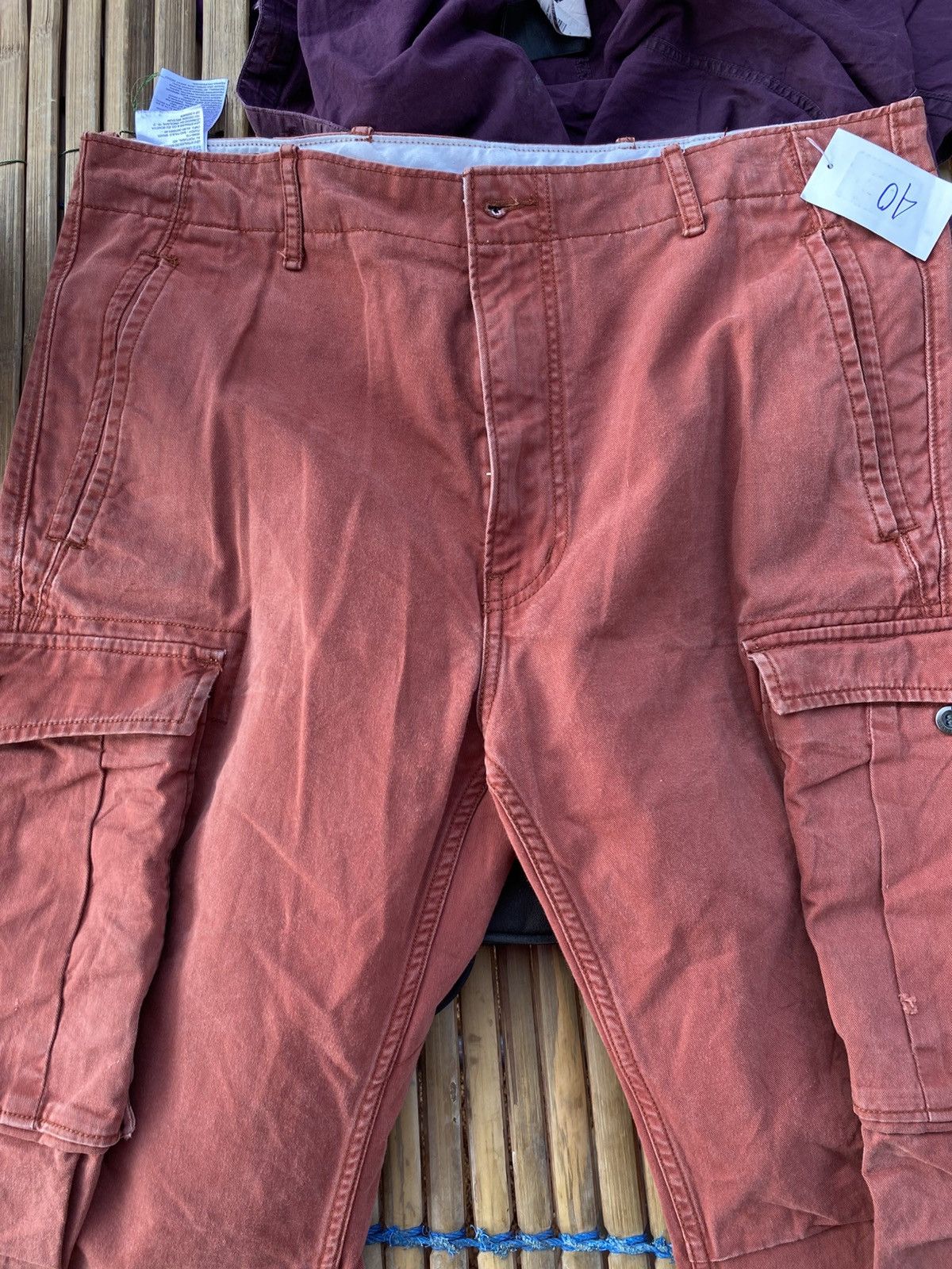 Levi's Levi’s Cargo Pants Red Brick Utility Workwear Size US 40 / EU 56 - 1 Thumbnail