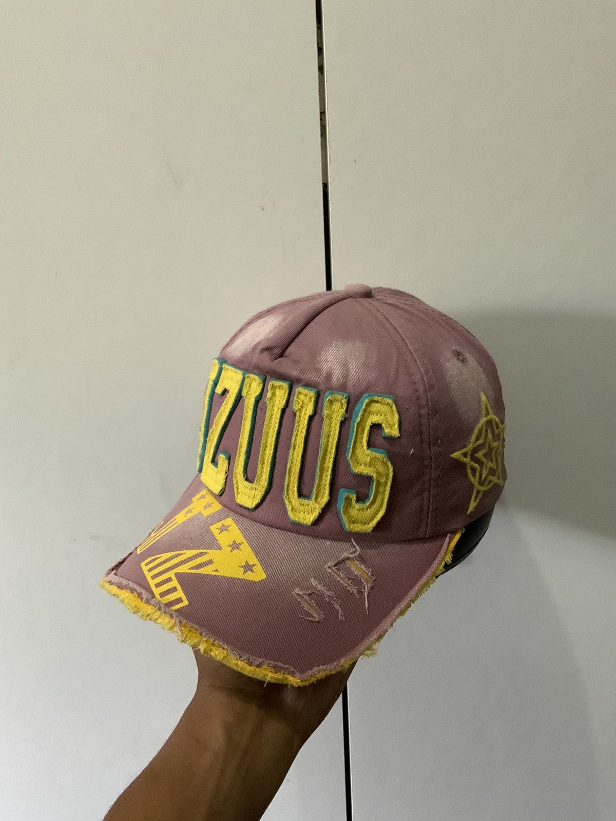 Japanese Brand Jzuus Distressed Fade Trucker Hat Size ONE SIZE - 1 Thumbnail