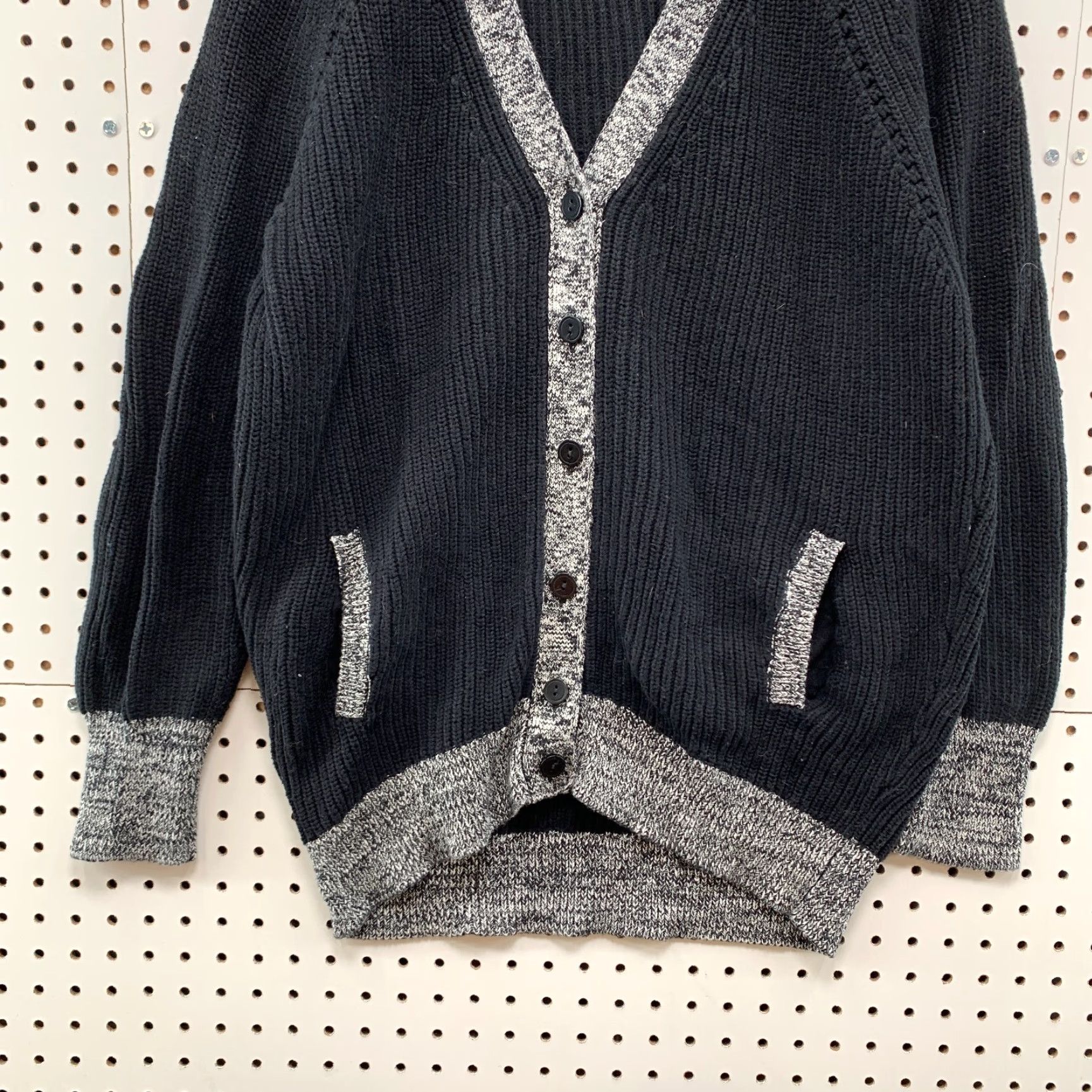 Victoria's Secret VINTAGE Victoria's Secret Cardigan Sweater Womens XS Gray Black Rib Knit Button 24x29 Size XS / US 0-2 / IT 36-38 - 6 Thumbnail