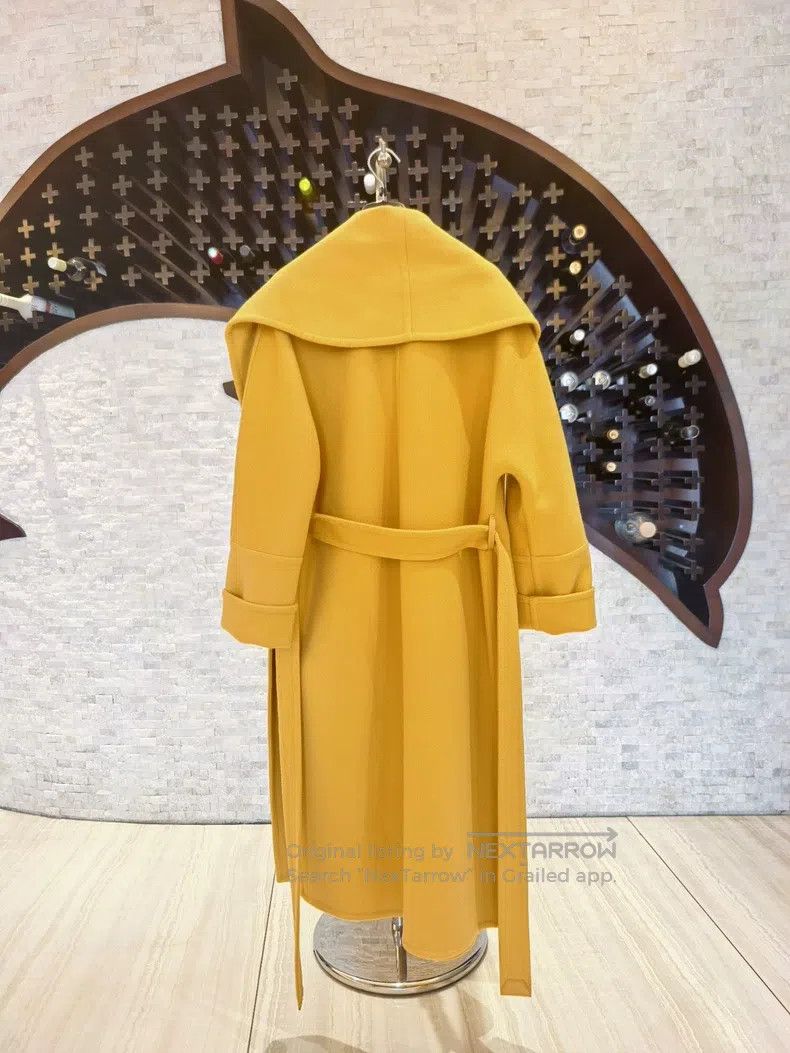 Loro Piana Loro Piana Exquisite showy coat Size S / US 4 / IT 40 - 6 Thumbnail