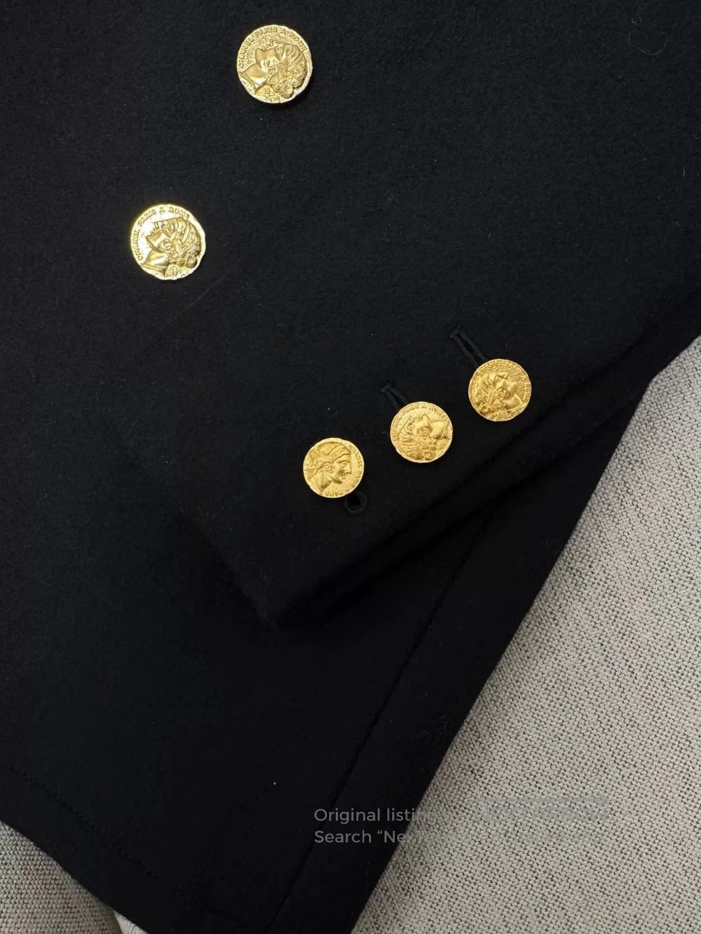 Chanel Chanel VTG Roman Gold Button Coat. Size US XXS / EU 40 - 4 Thumbnail