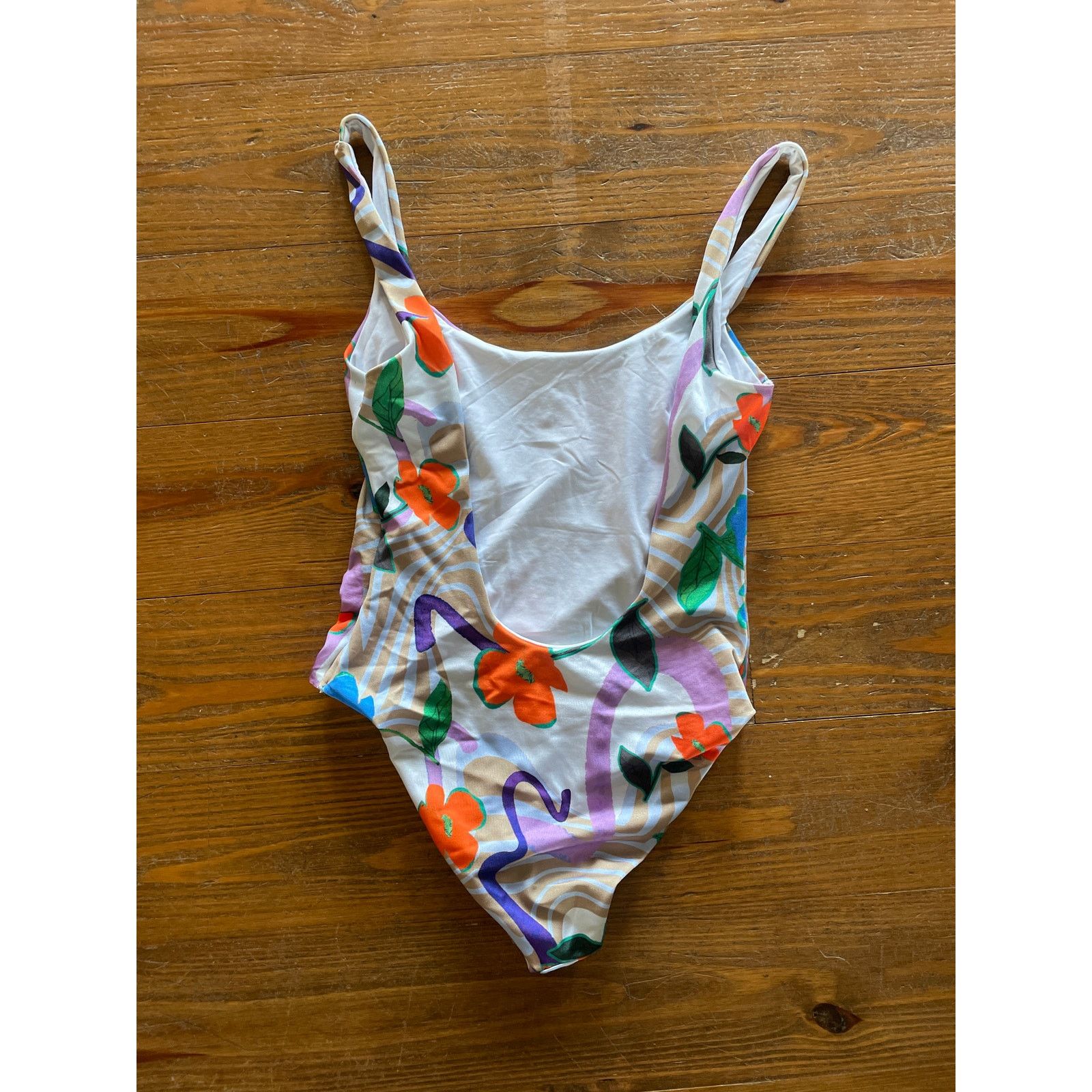 Asos NWT ASOS Design Scoop Back Sleek One-Piece Floral Print,sz 6 Size M / US 6-8 / IT 42-44 - 8 Thumbnail