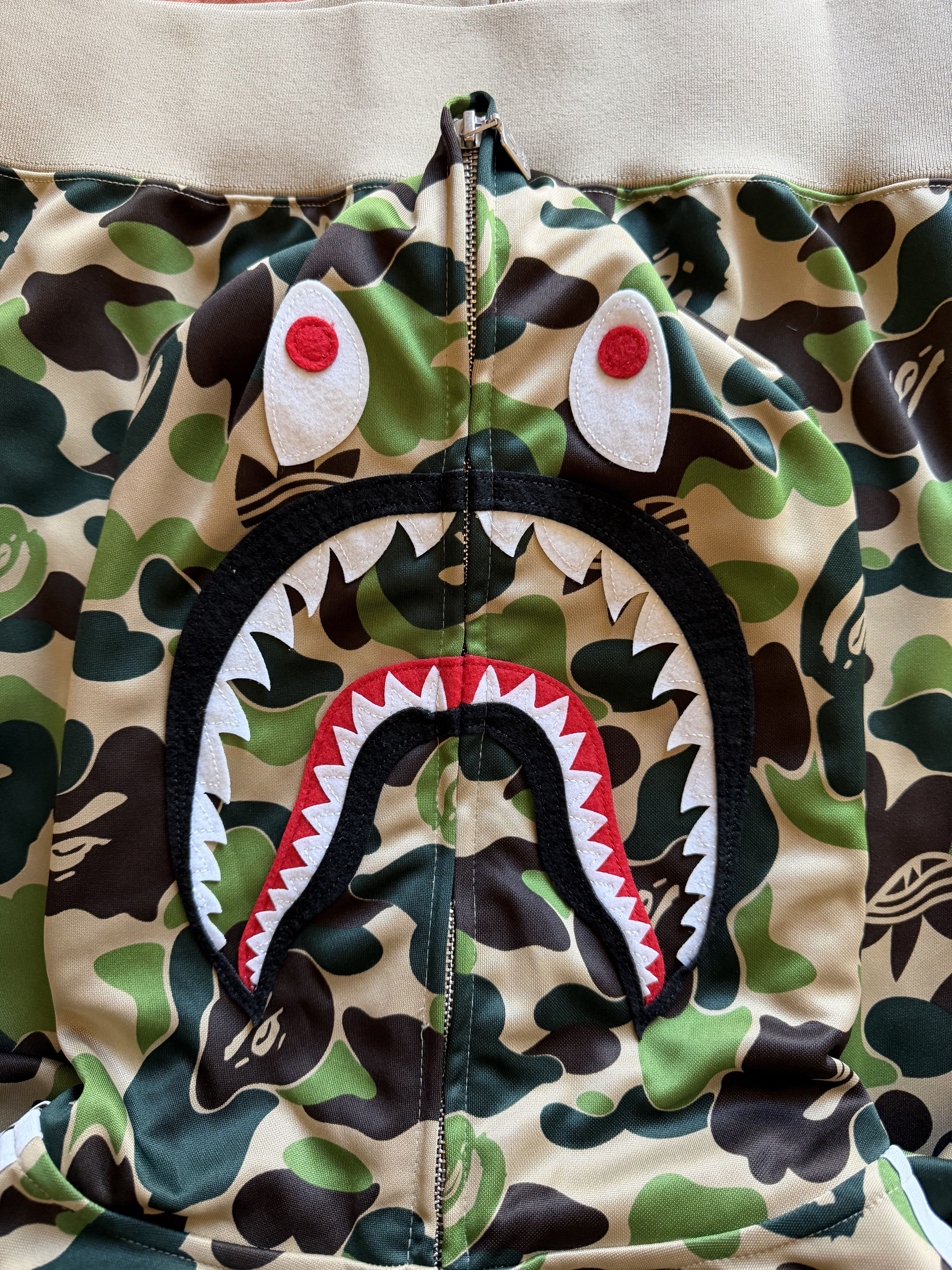 Adidas × Bape Bape Adidas Track Full Zip Shark Hoodie in Green Camo Size US L / EU 52-54 / 3 - 6 Thumbnail
