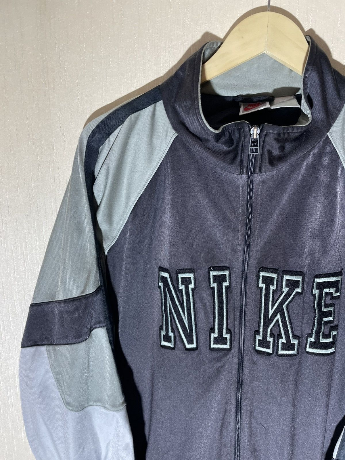 Nike × Vintage Nike track top jacket vintage 90s Size US L / EU 52-54 / 3 - 3 Thumbnail