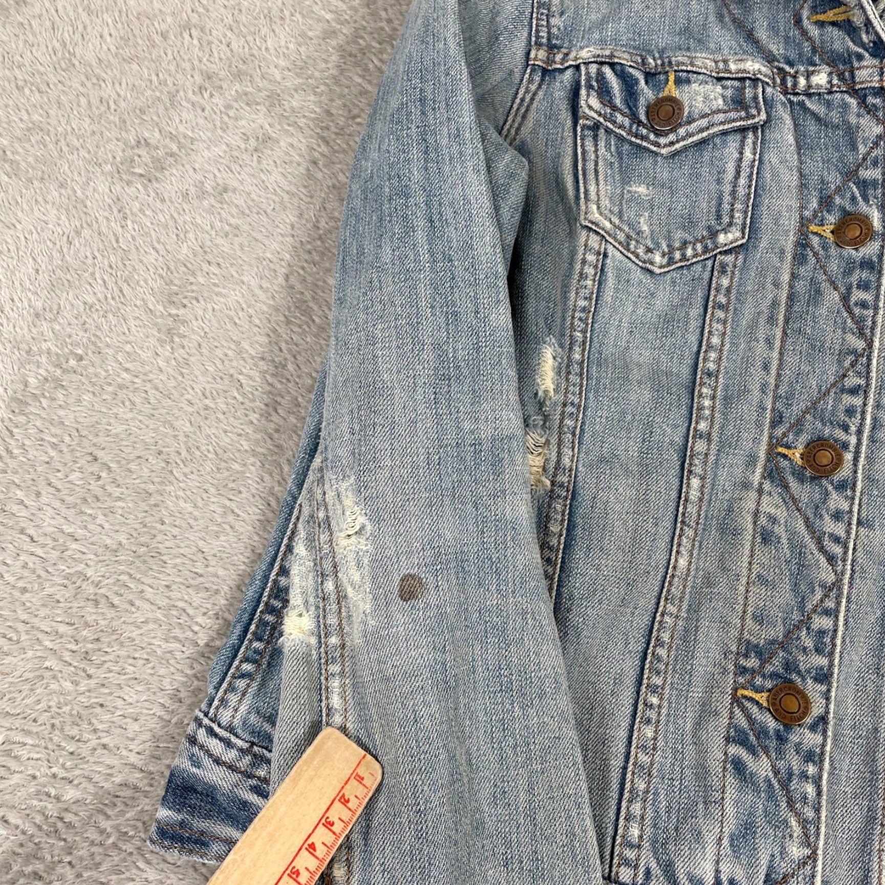 Abercrombie & Fitch Abercrombie & Fitch Denim Jacket Womens Medium Blue Distressed Grunge Y2K Jacket Boys Girls Mens Apparel Size M / US 6-8 / IT 42-44 - 5 Thumbnail