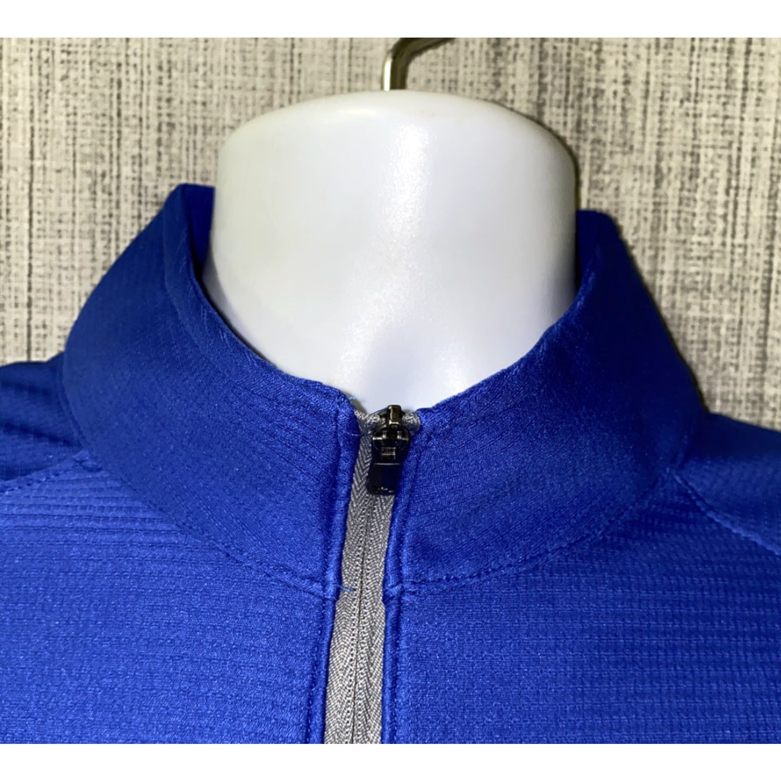 Under Armour Under Armour Mens Blue Lightweight 1/2 Zip Pullover Jacket Size L Size US L / EU 52-54 / 3 - 3 Thumbnail
