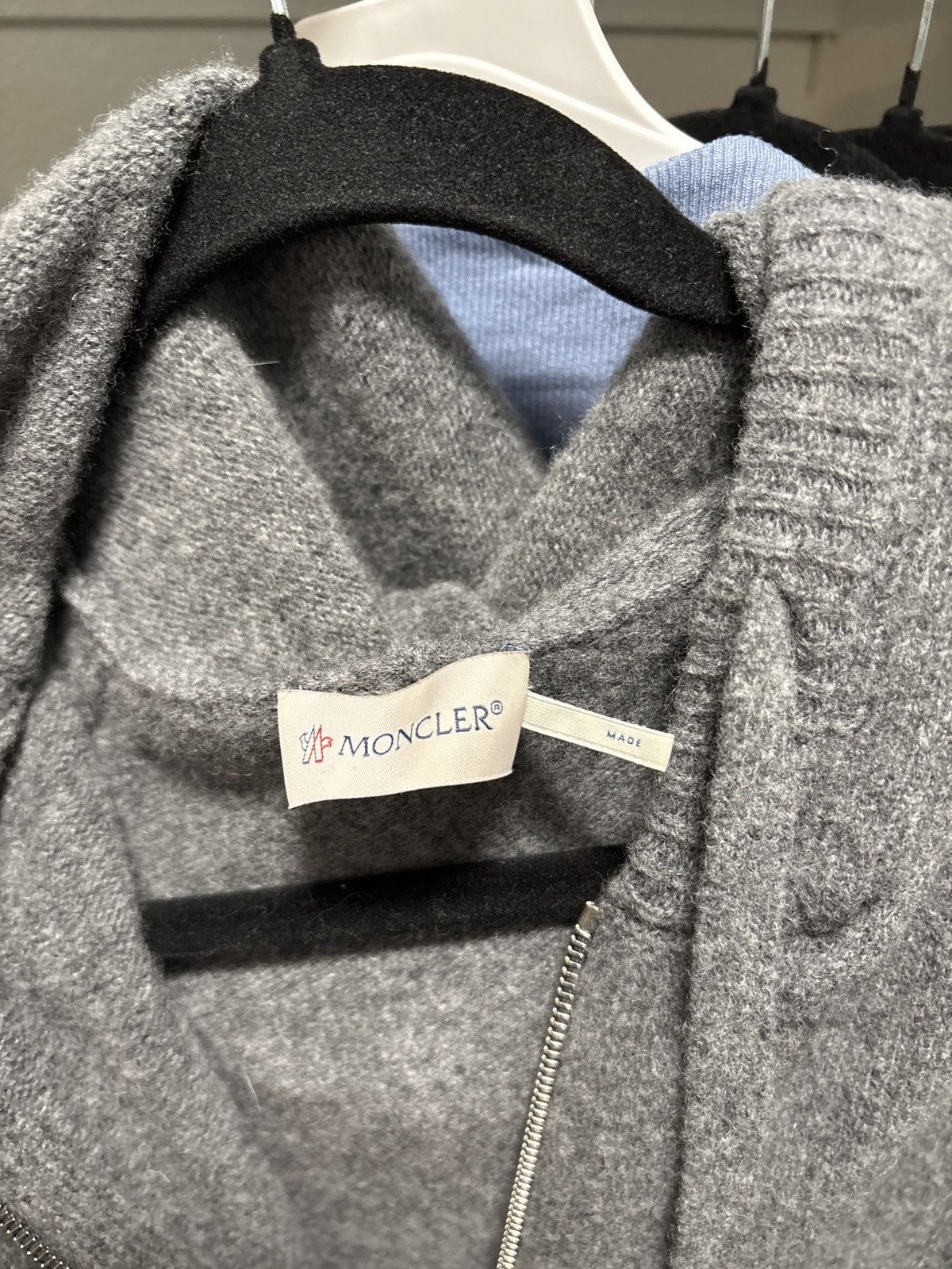 Moncler Moncler Wool & Cashmere Zipped Cardigan Size US M / EU 48-50 / 2 - 6 Thumbnail