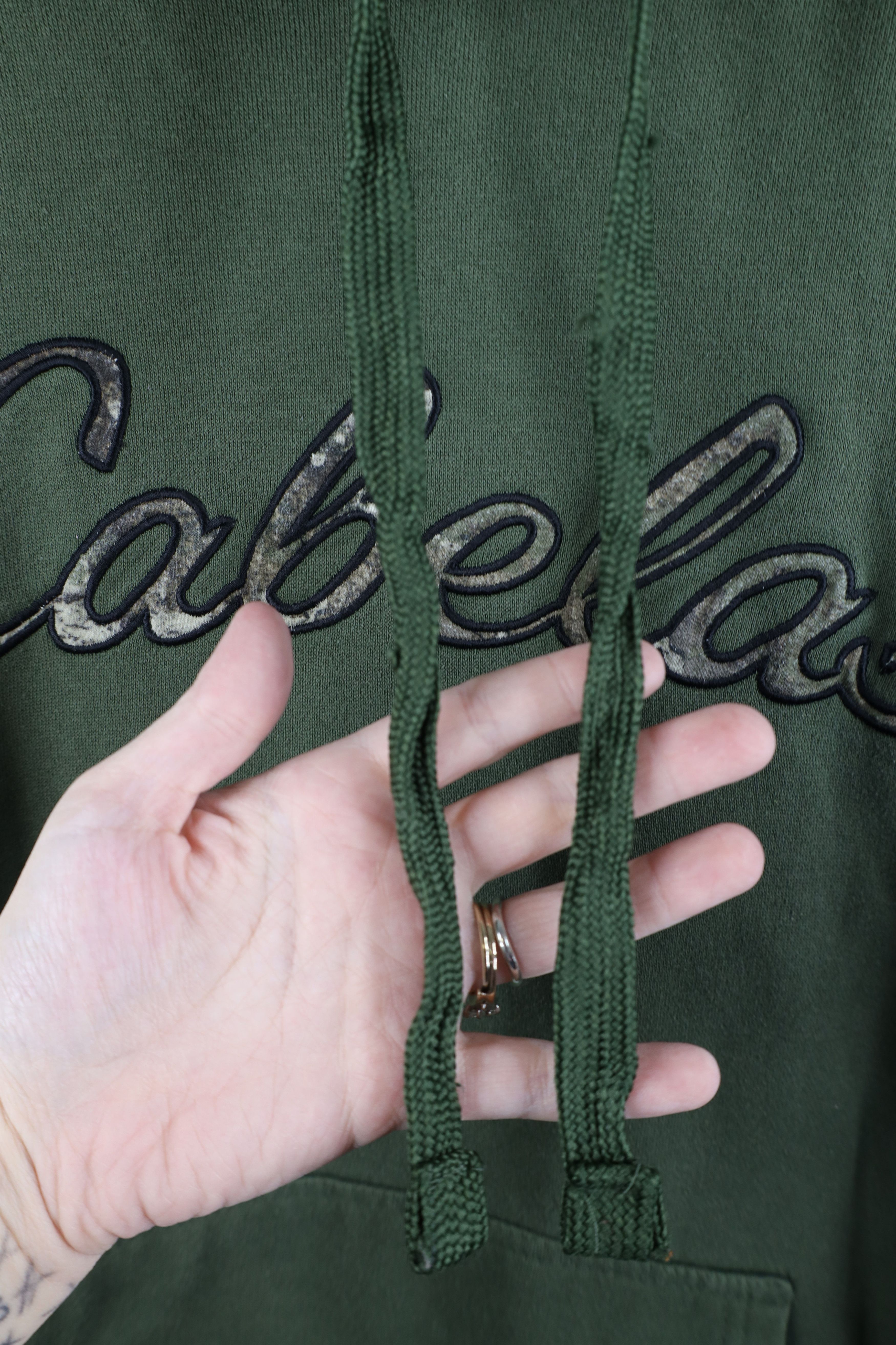 Cabelas Vintage Y2K Cabelas Spell Out Script Camouflage Hoodie Green Size US M / EU 48-50 / 2 - 6 Thumbnail