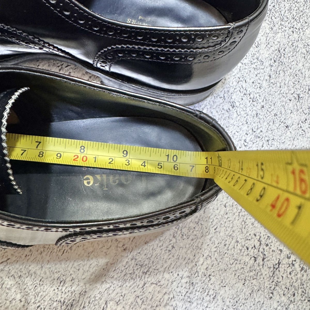 Designer × Handmade × Loake Loake Overton England Oxfords Brogues US8.5 UK7.5 EU41.5 Size US 8.5 / EU 41-42 - 15 Thumbnail