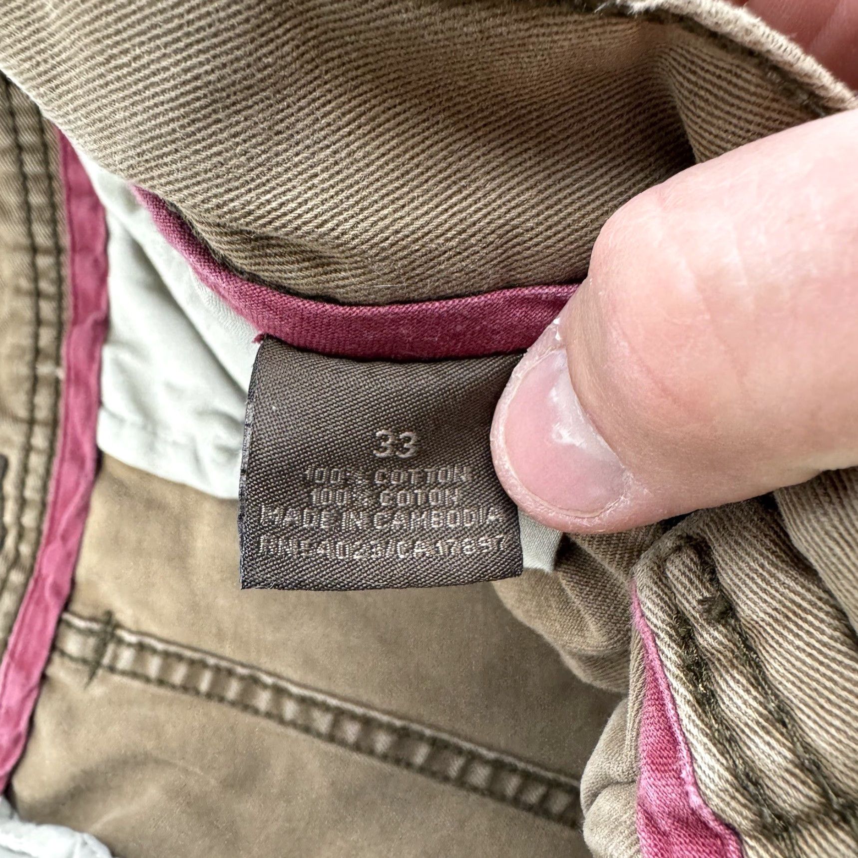 Old Navy VINTAGE Old Navy Cargo Shorts Men 33 Brown Casual Grunge Y2K 90s Skater Bags Baggy Size US 33 - 4 Thumbnail