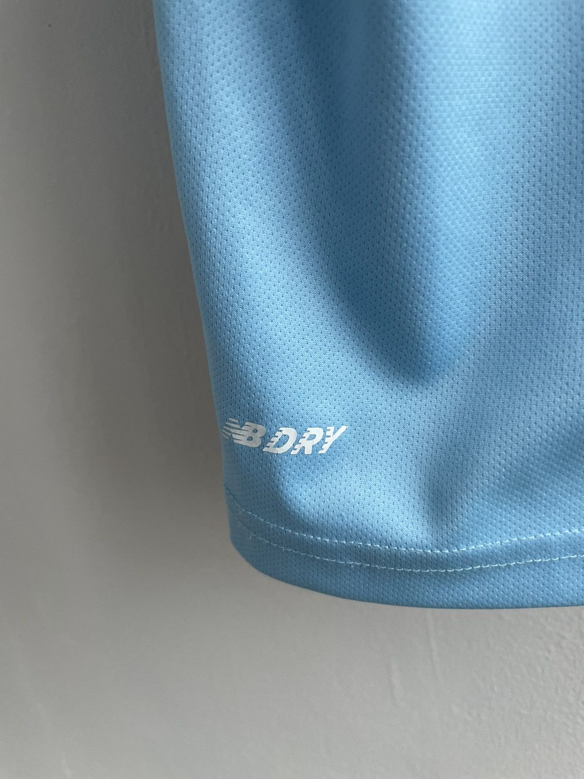 New Balance New Balance England Cricket World Cup 2019 Football Jersey Size US S / EU 44-46 / 1 - 8 Thumbnail