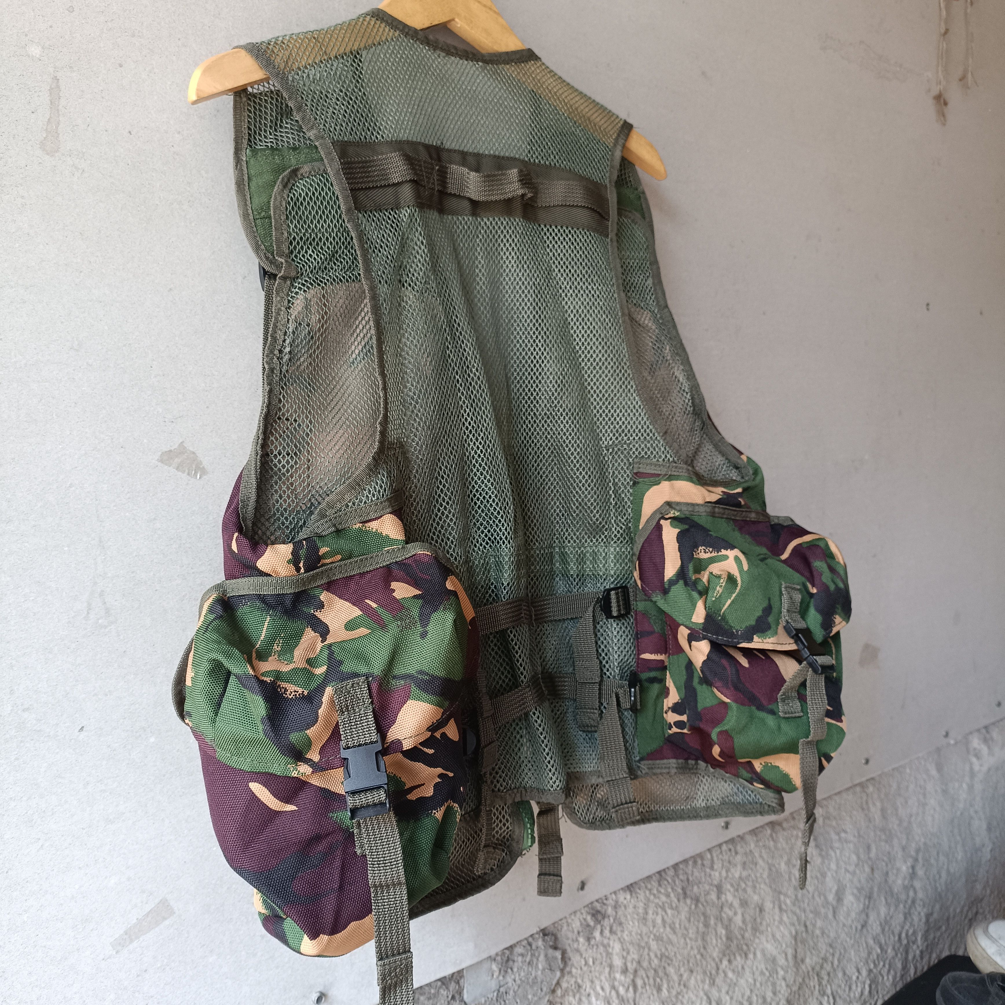 Voodoo Tactical British Army DPM Assault Tactical Vest General Purpose OPS Size US L / EU 52-54 / 3 - 4 Thumbnail