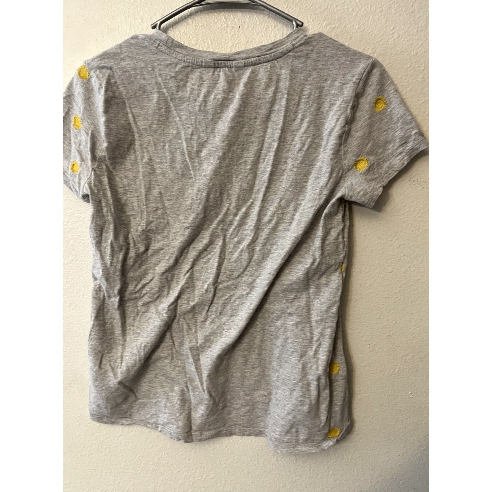 Lucky Brand Lucky Brand Gray Daisy Embroidered Short Sleeve T-Shirt Womens Size S Size S / US 4 / IT 40 - 2 Thumbnail
