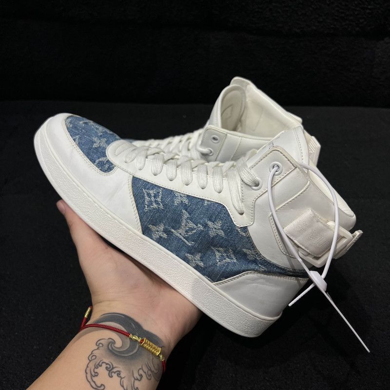 Louis Vuitton Louis Vuitton Rivoli High-Top Sneakers in White and Blue - Size US 7.5 / EU 40-41 - 6 Thumbnail